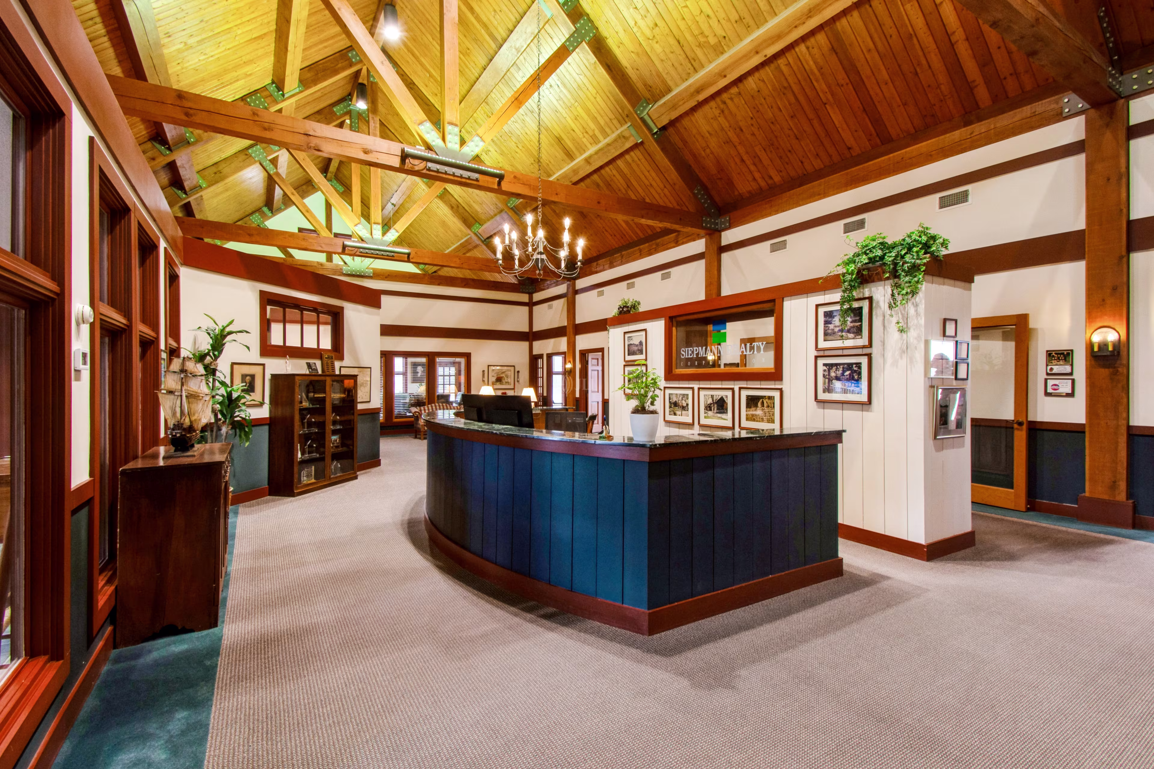 W240N1221 Pewaukee Rd