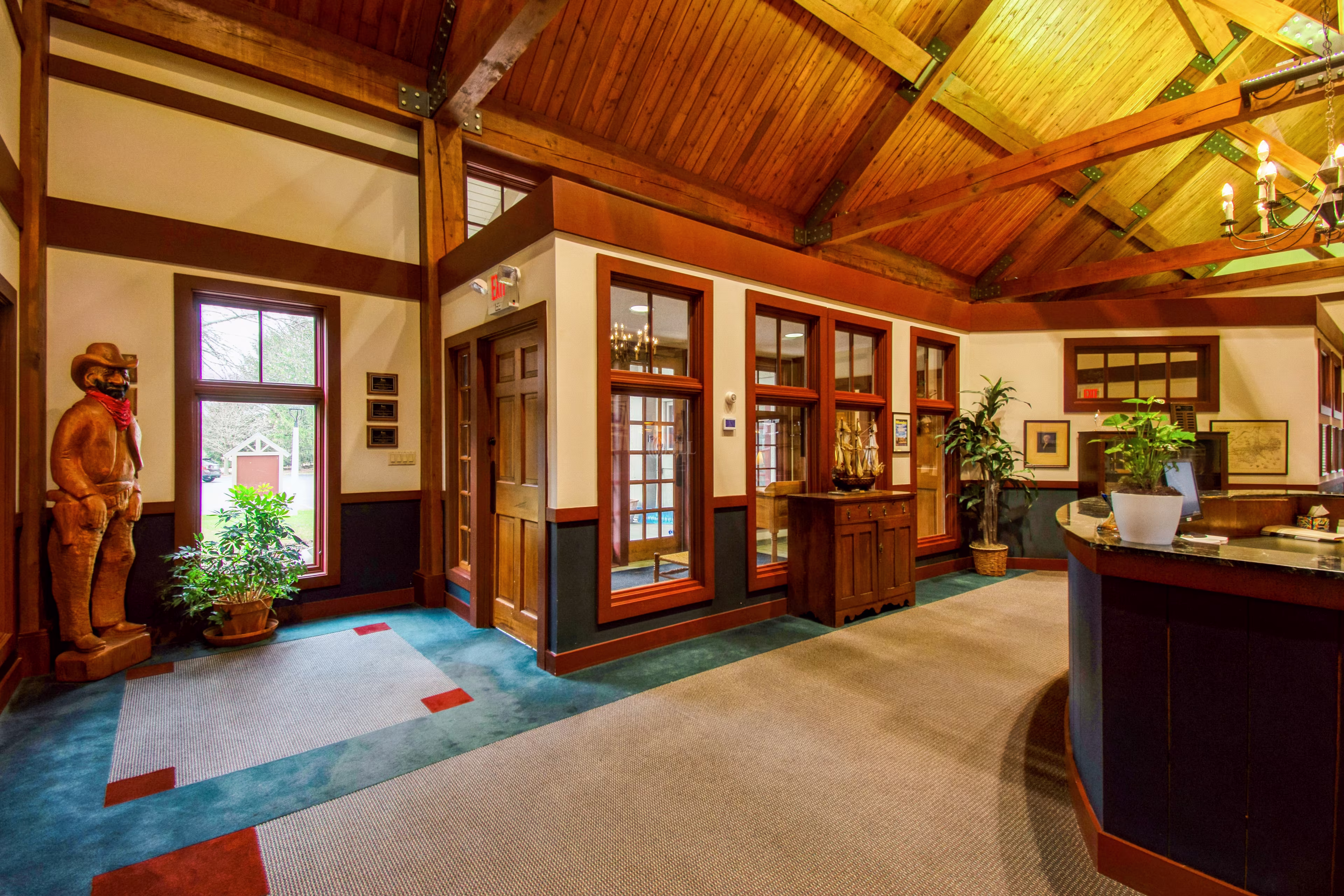 W240N1221 Pewaukee Rd