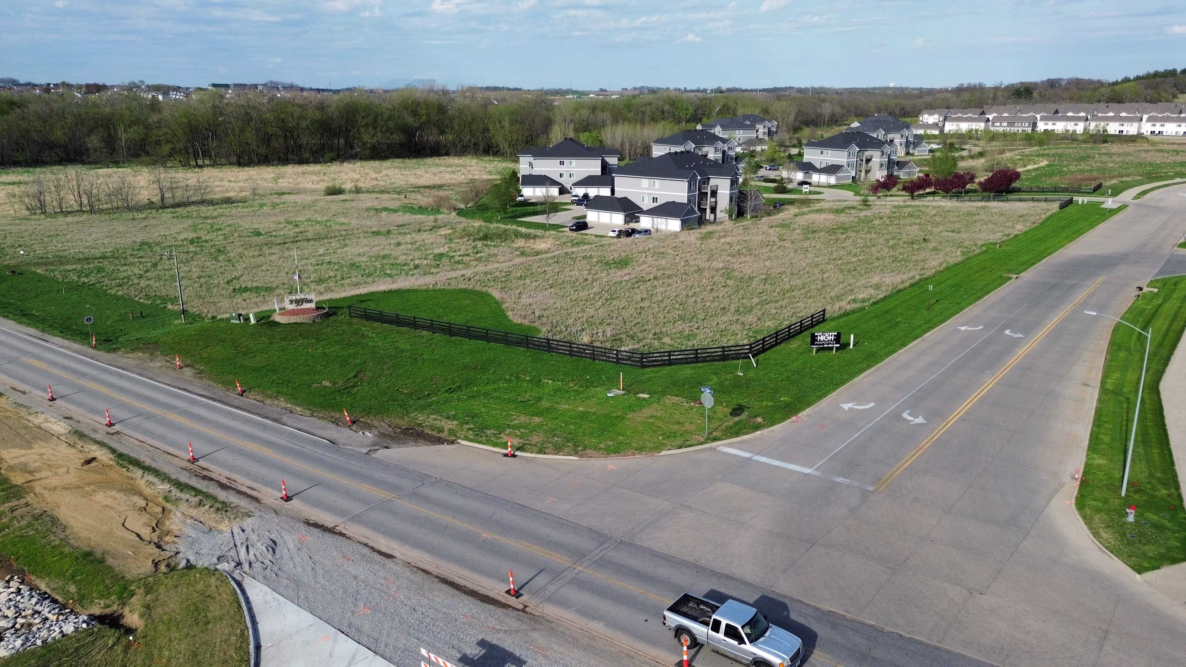 80 | 380 Commerce Park
