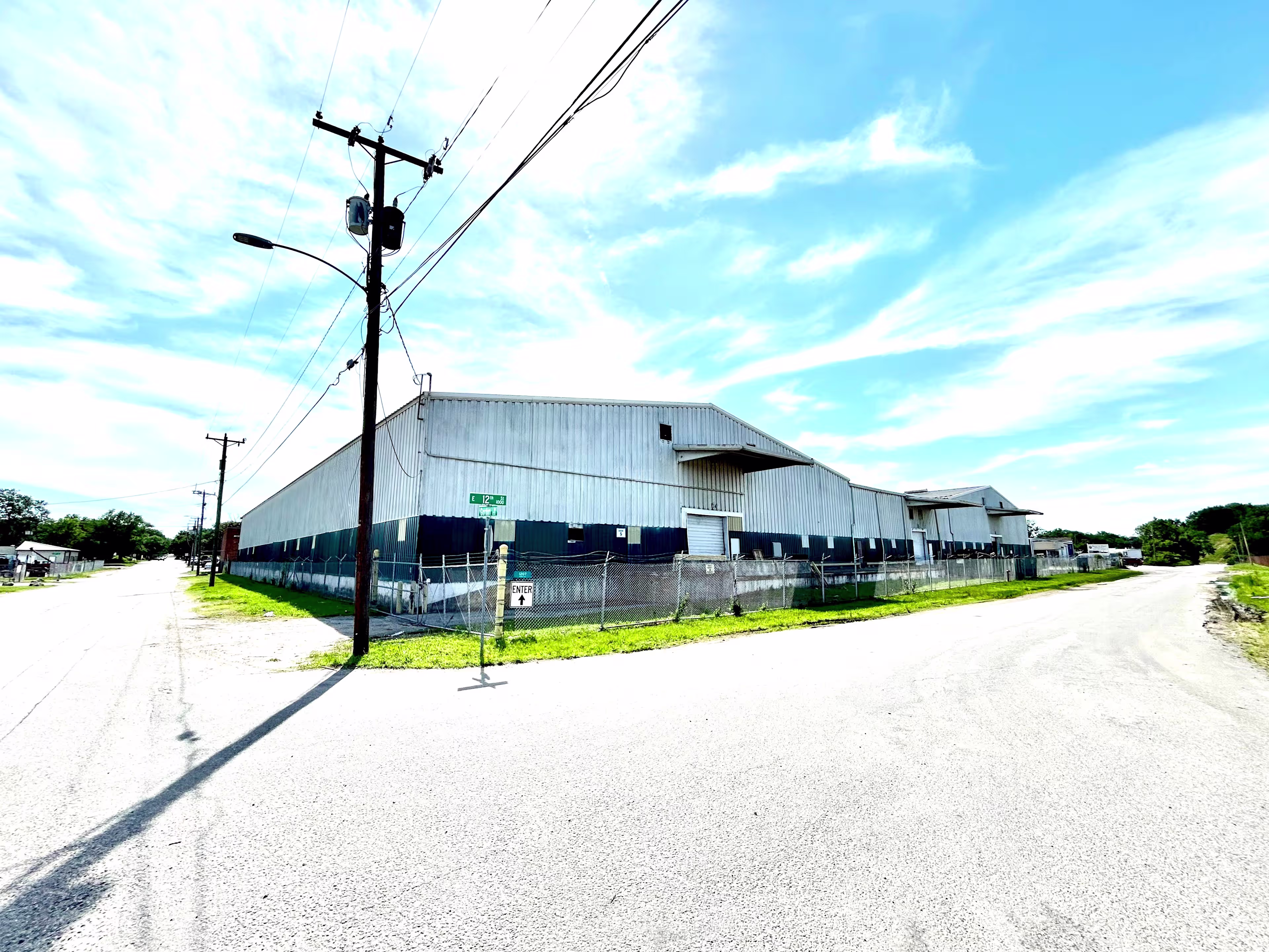 1207 Gordon Ave