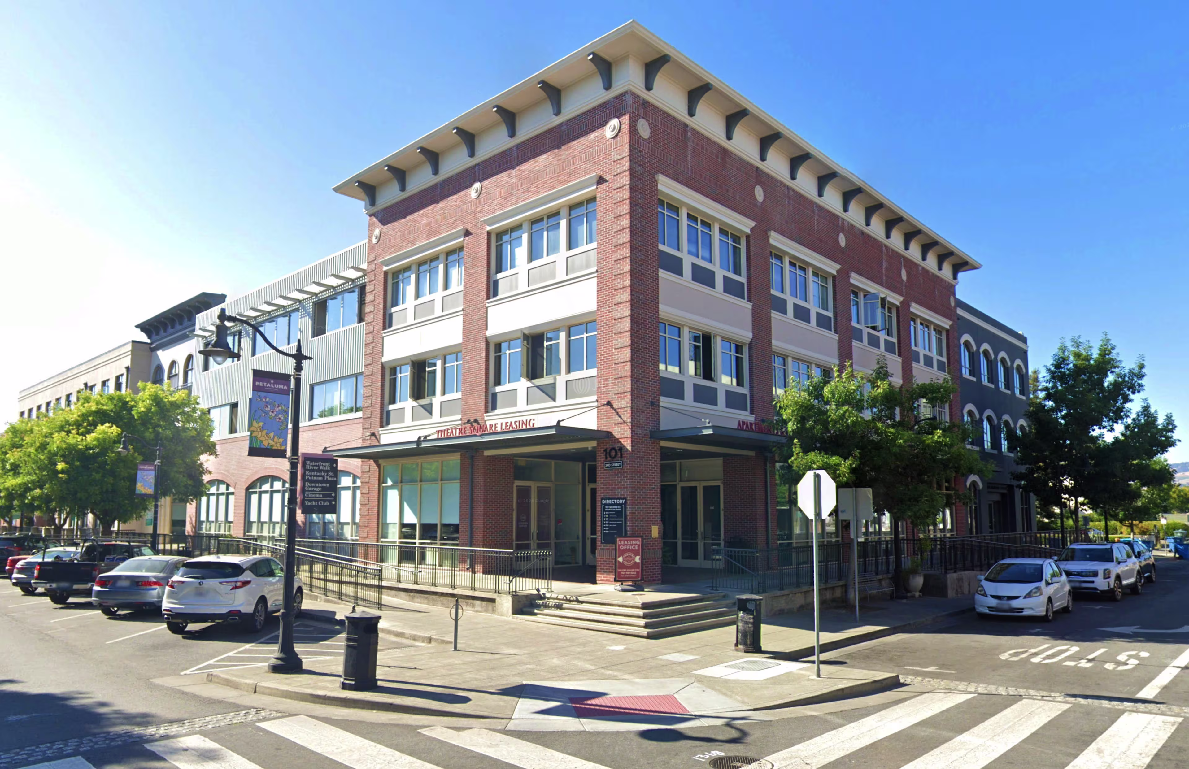 101 2nd St