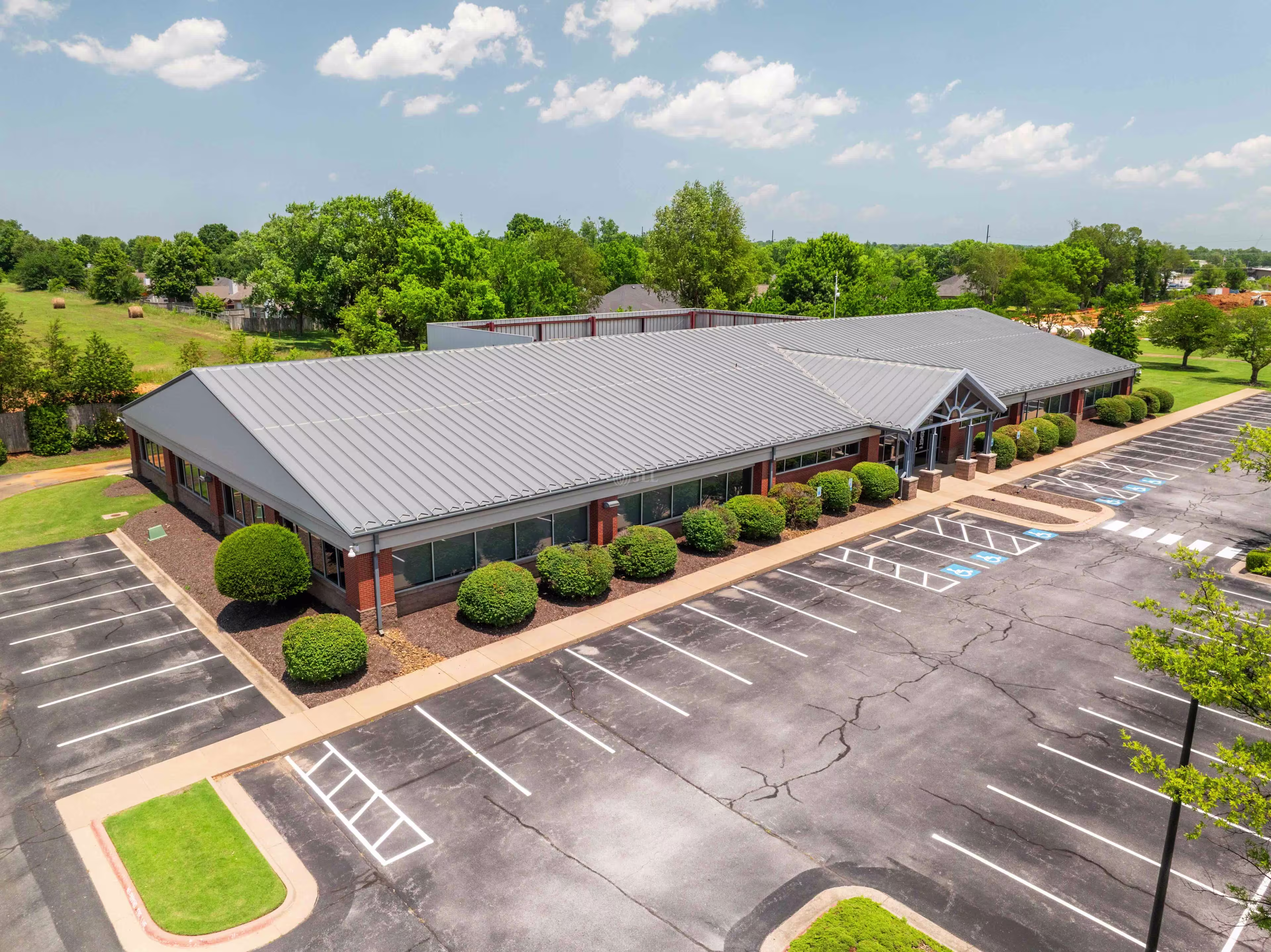 306 JB Hunt Corporate Dr