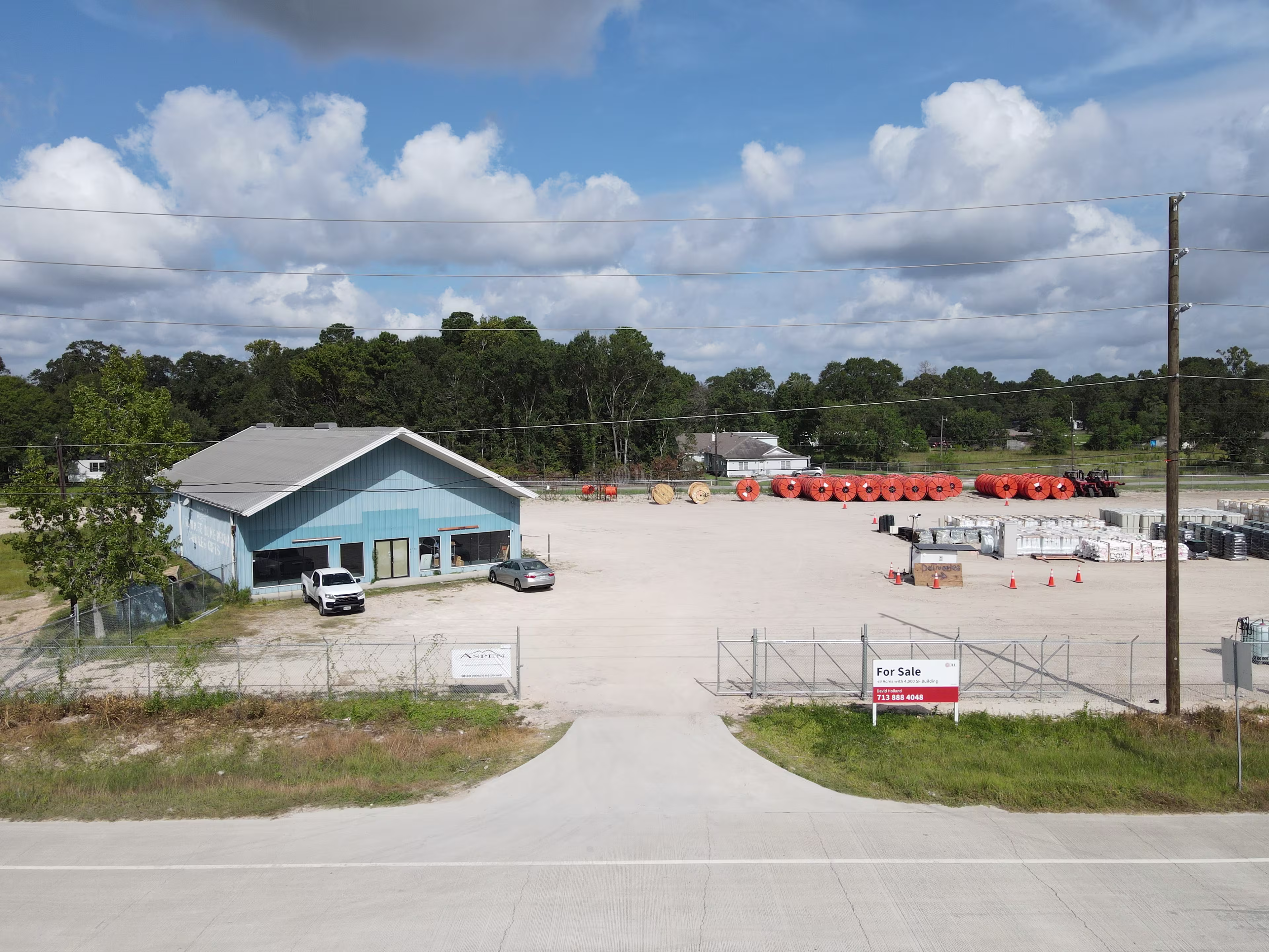 4742 US Highway 59 Access Rd