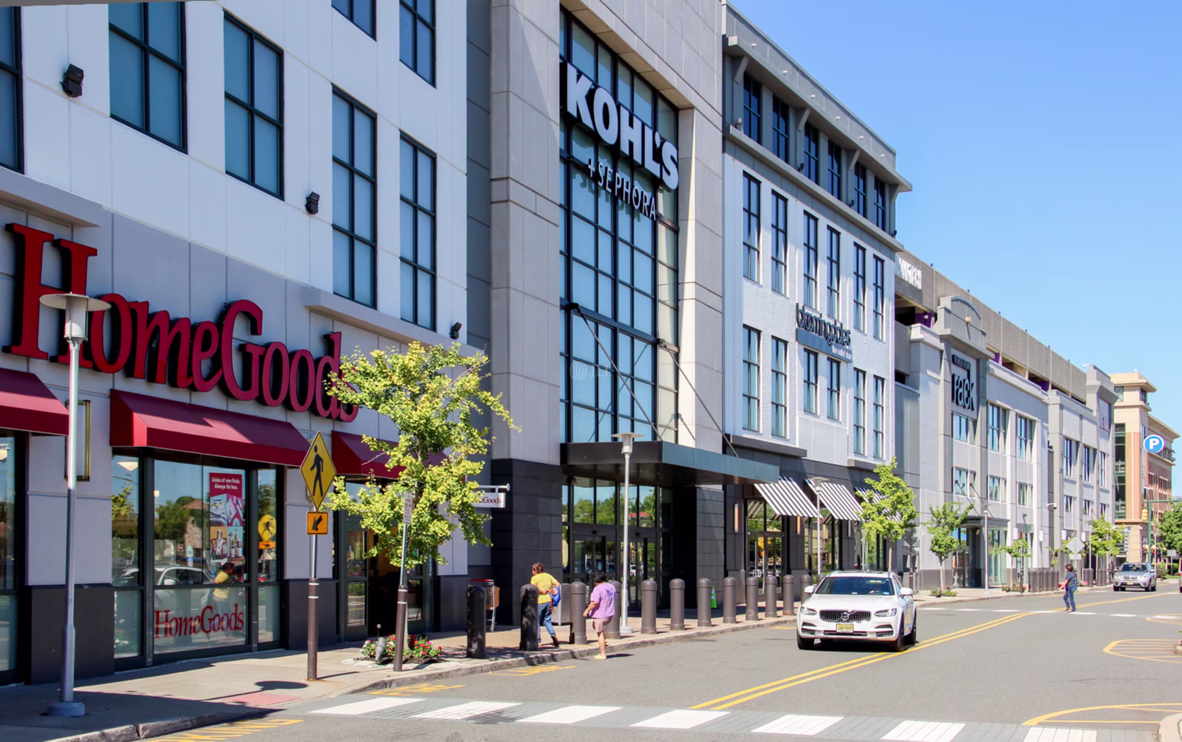 1 Bergen Town Ctr