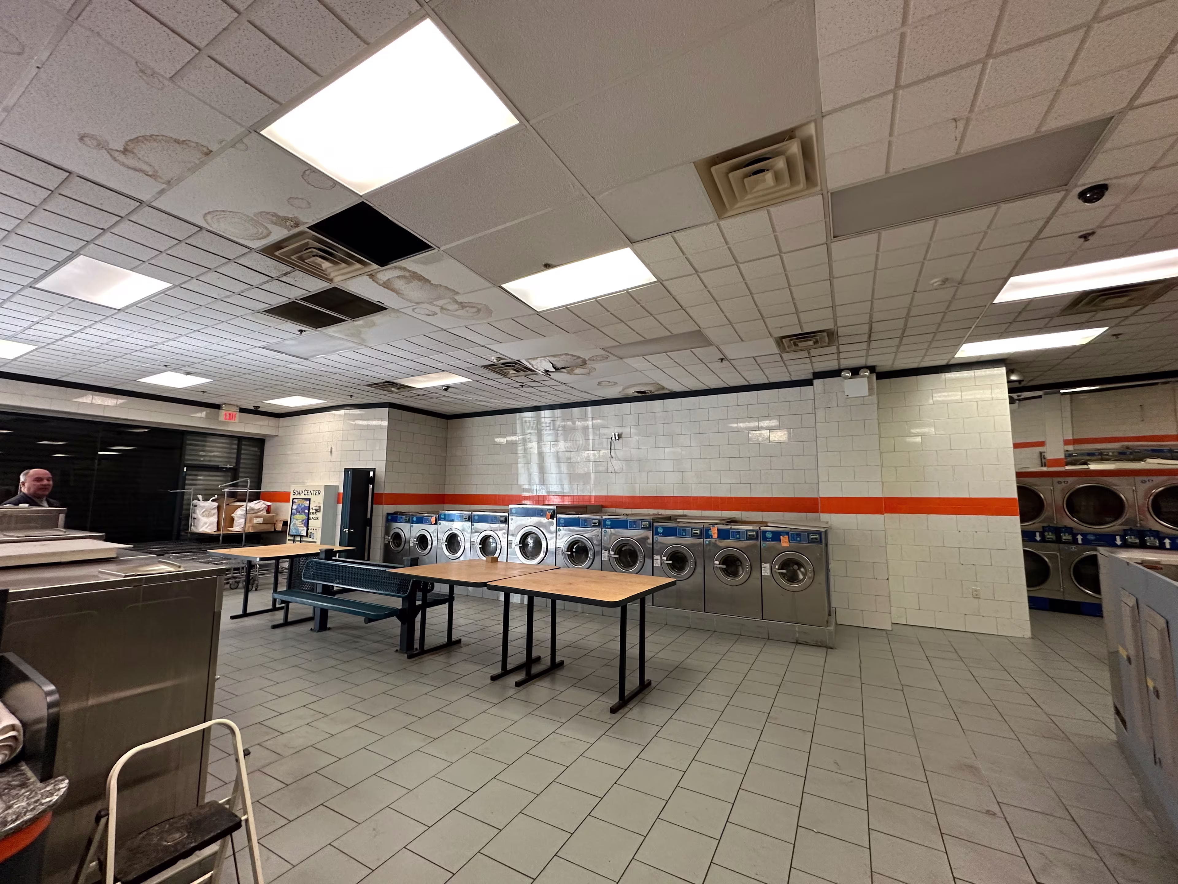 166 Christopher Columbus Dr