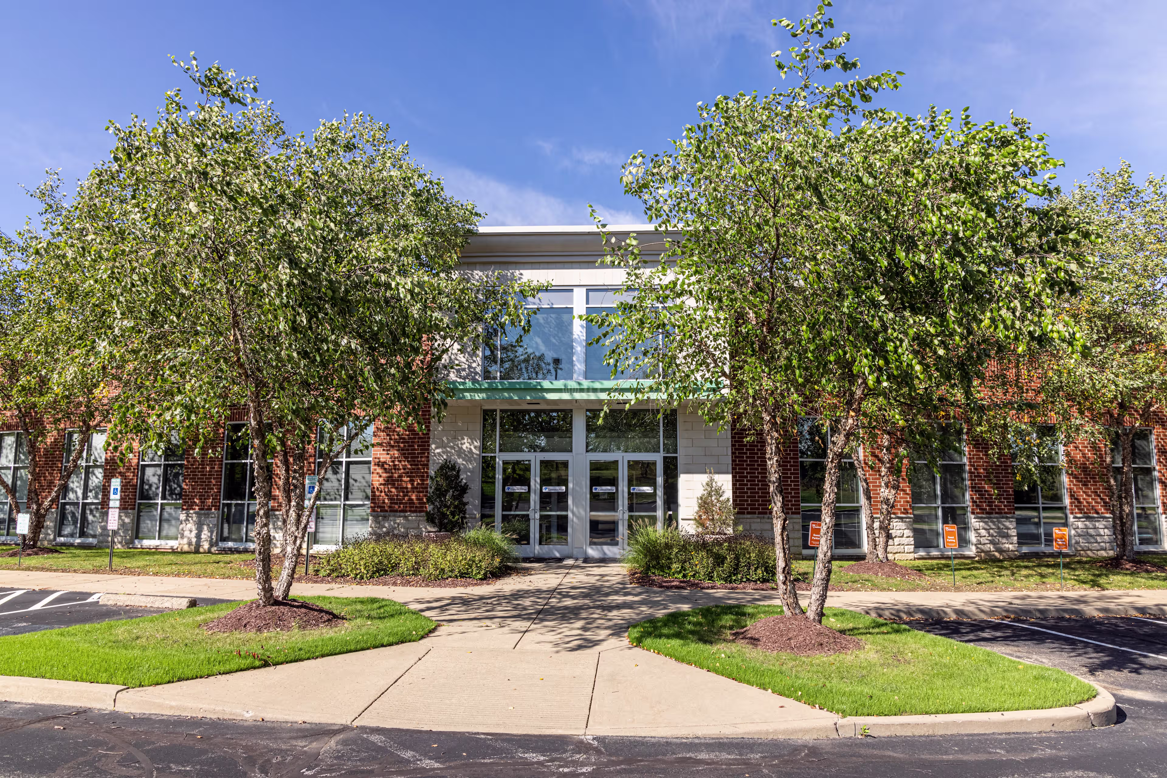 210 W Kensinger Dr