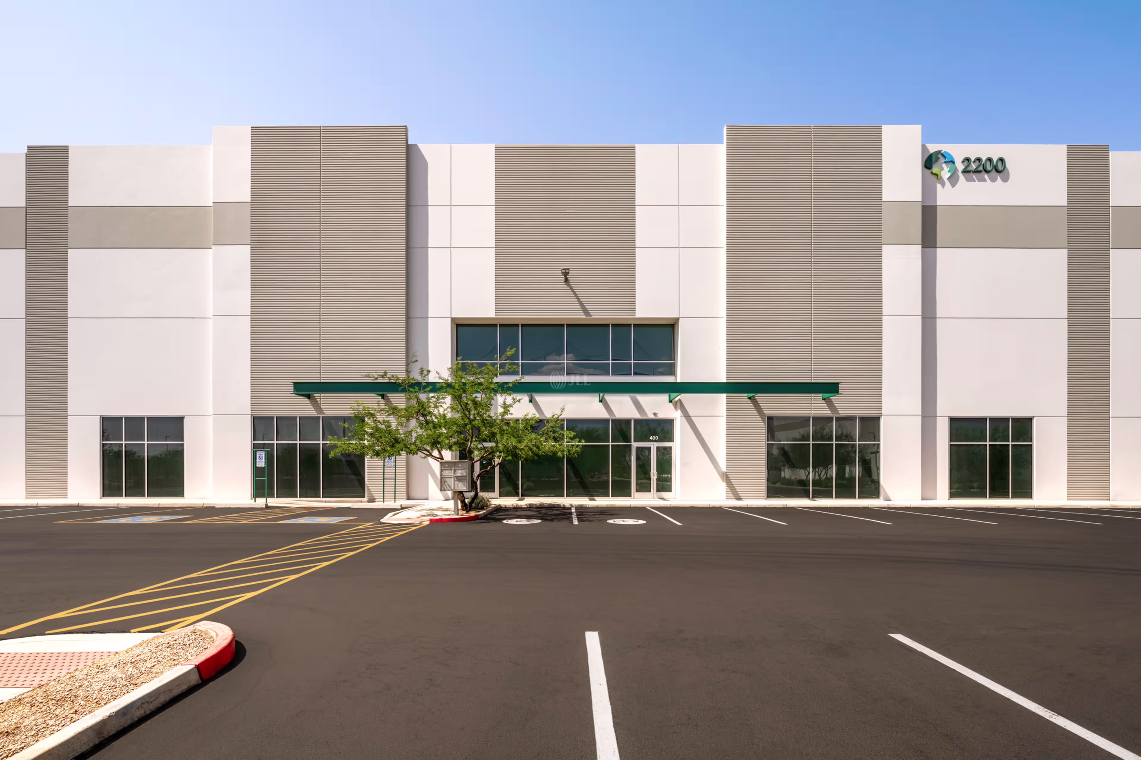 2200 S 48th Ave
