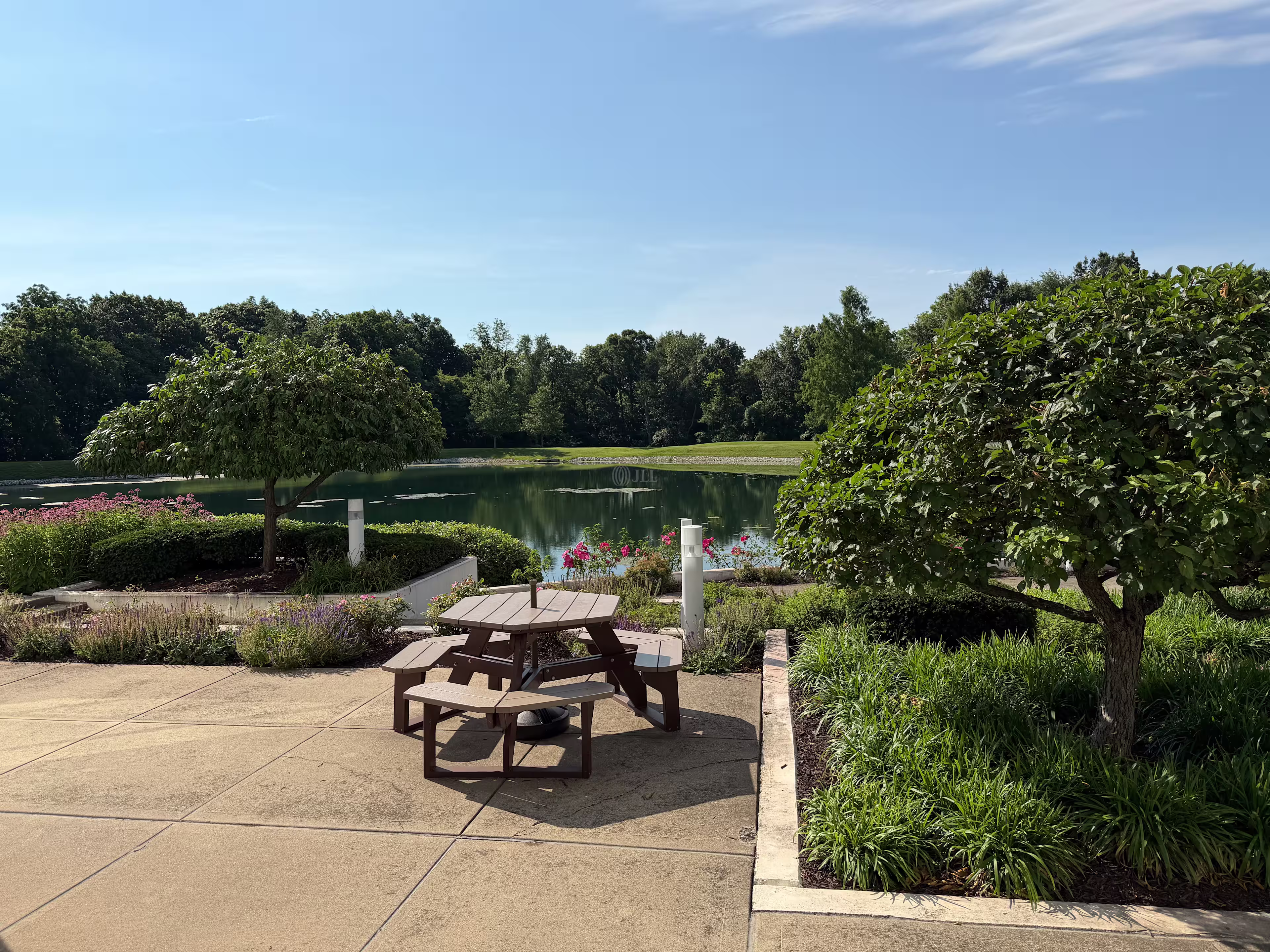 1 Horticultural Ln