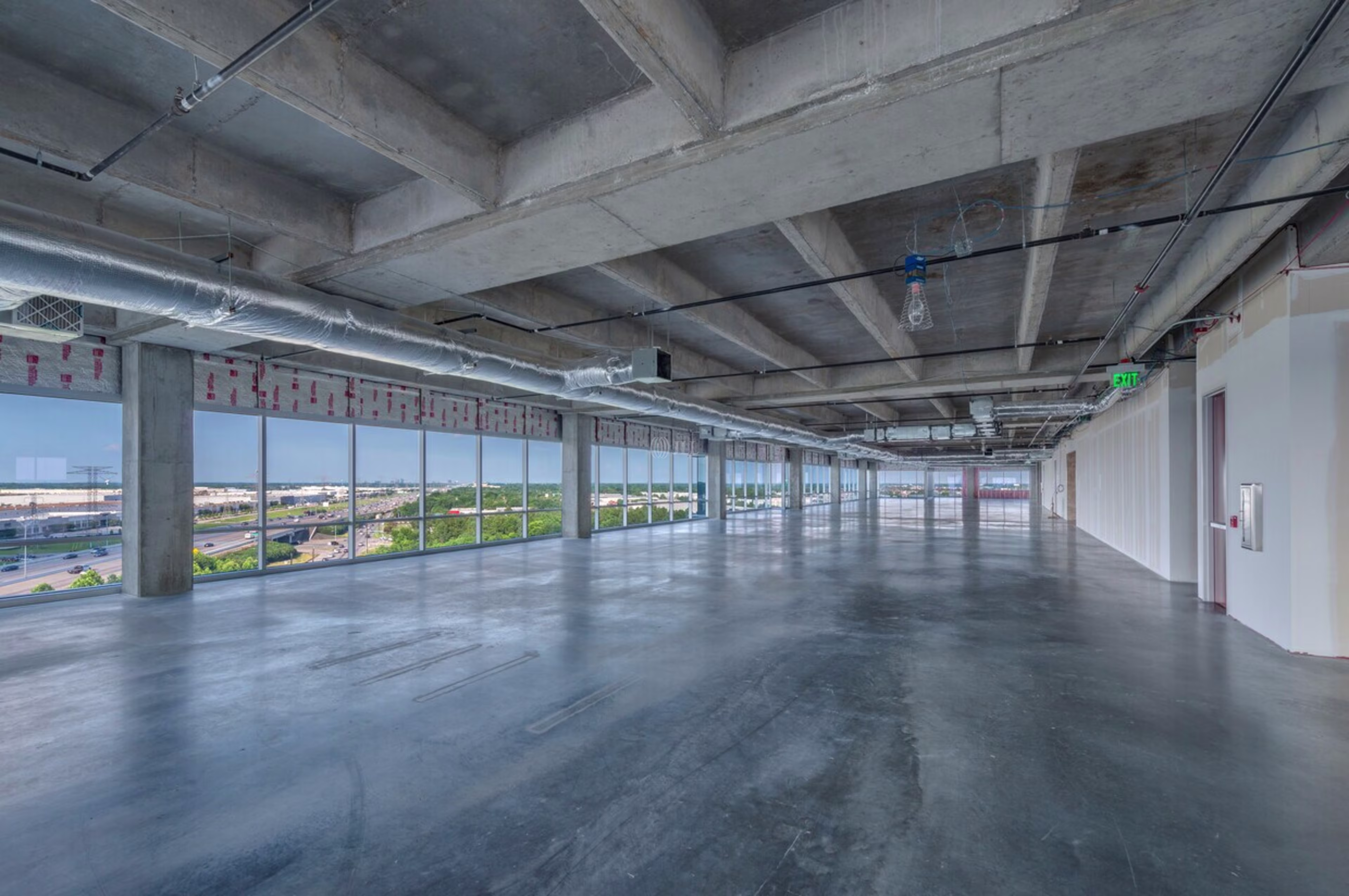 5875 N Sam Houston Pkwy W