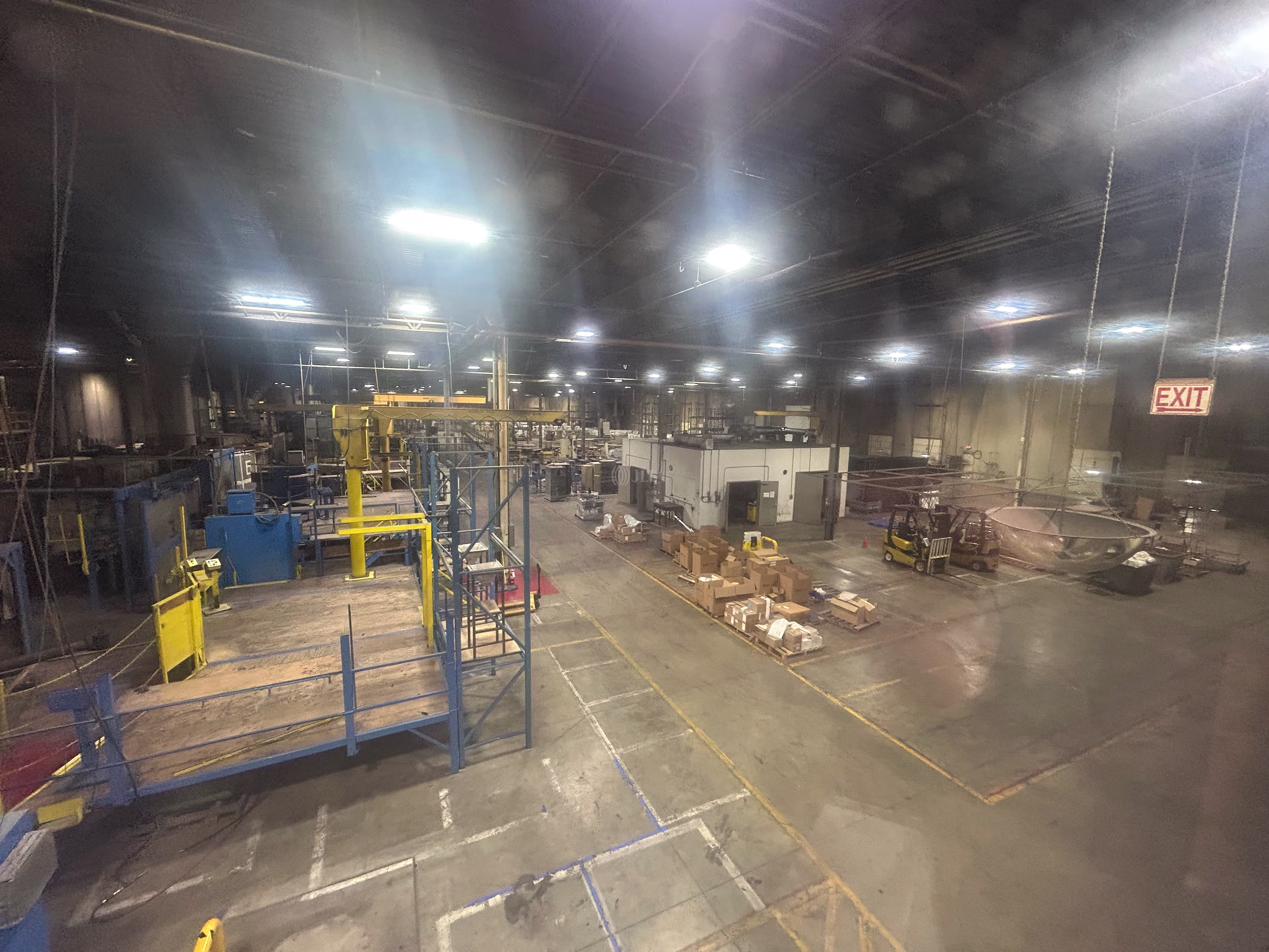 2290 W Main St
