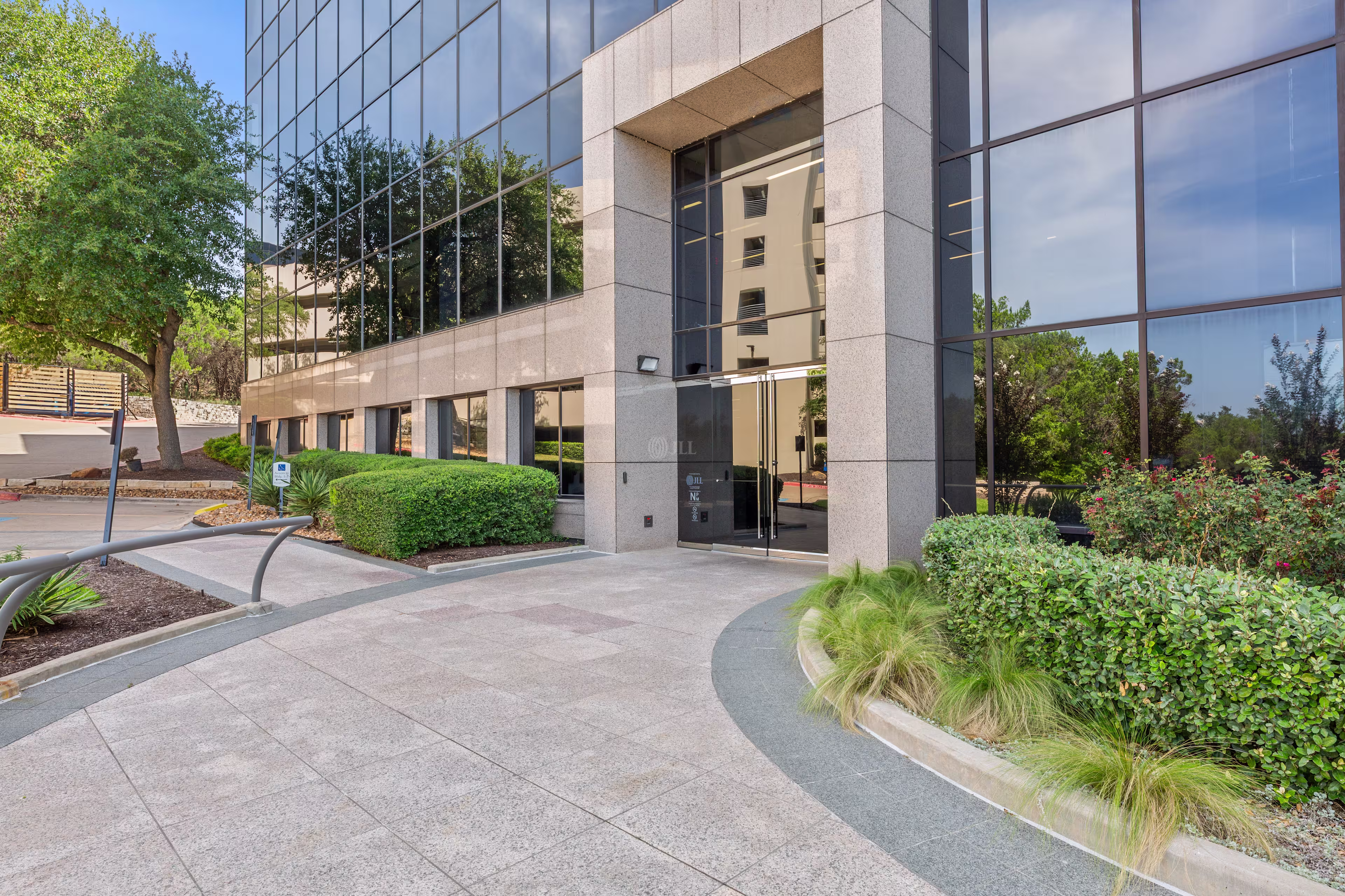 6200 Bridge Point Pkwy