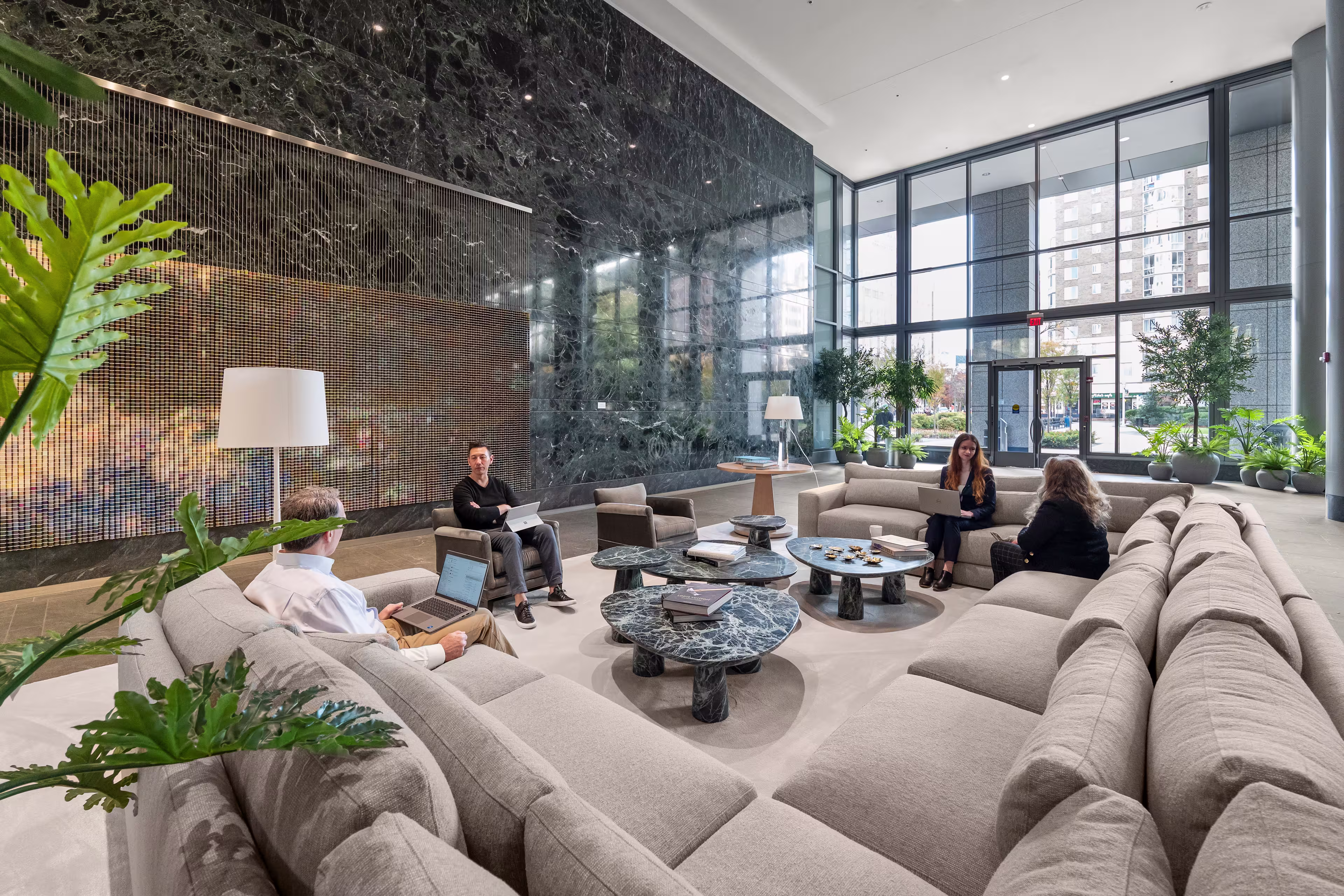 4250 N Fairfax Dr