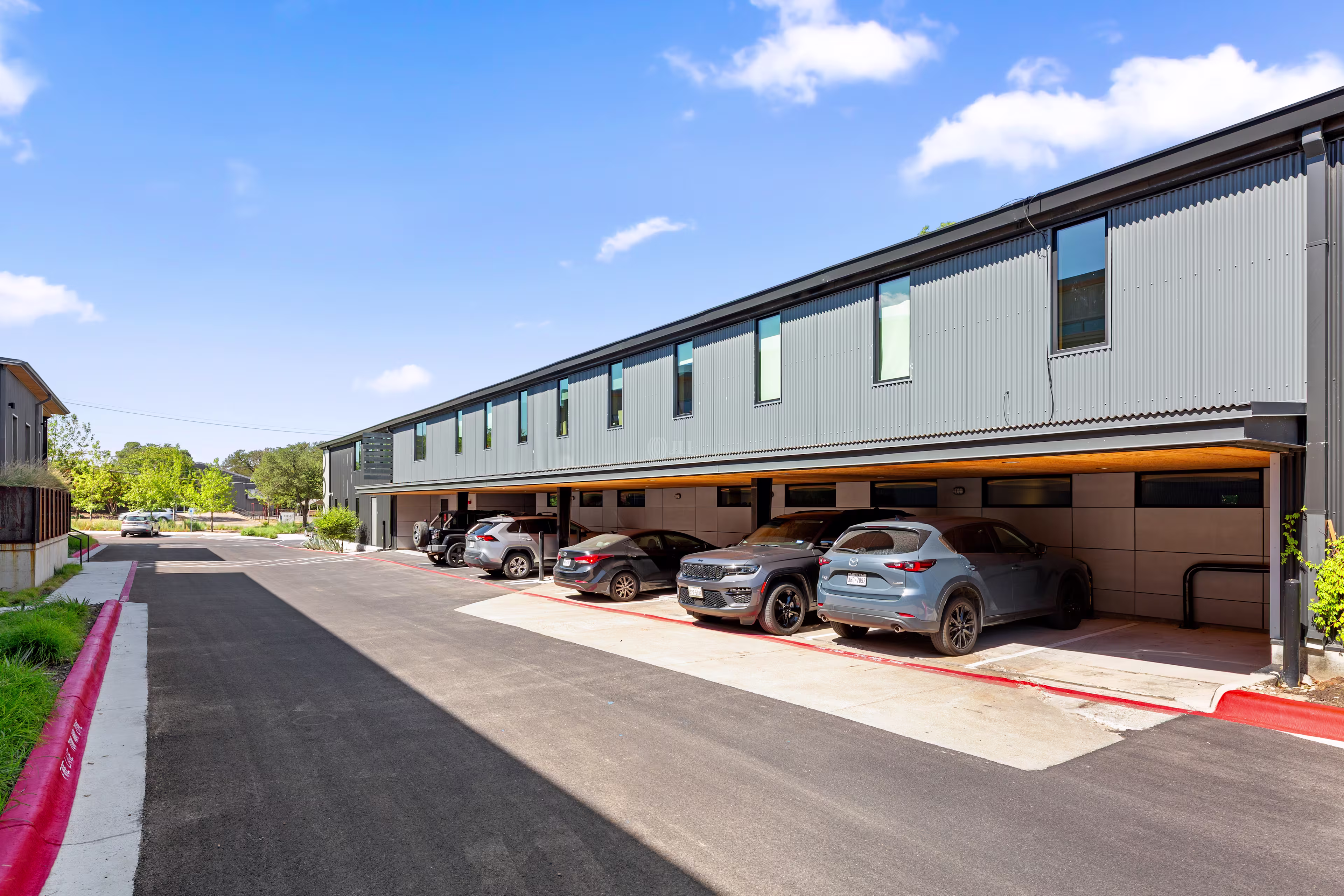 1306 W Oltorf