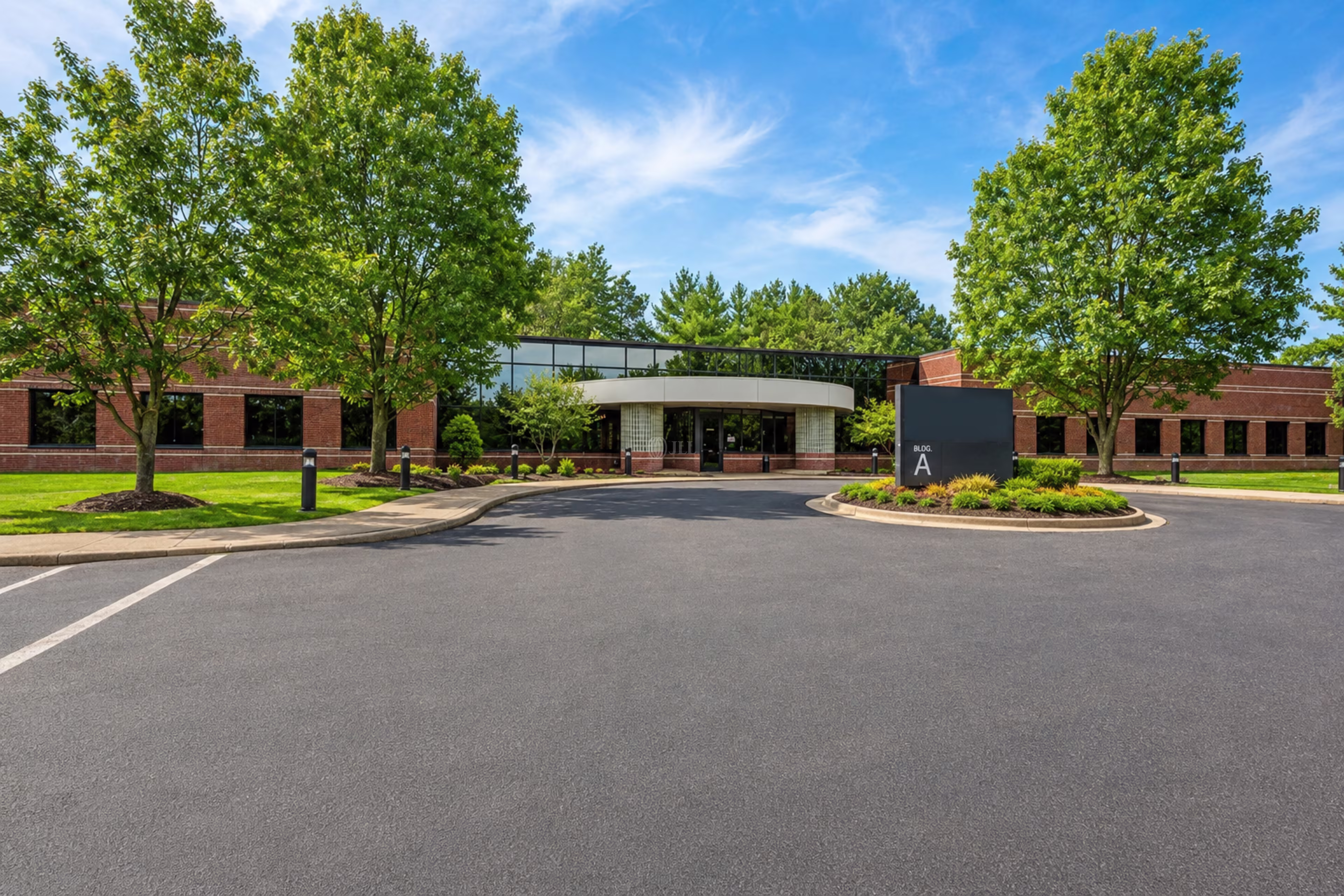 1 Financial Pkwy