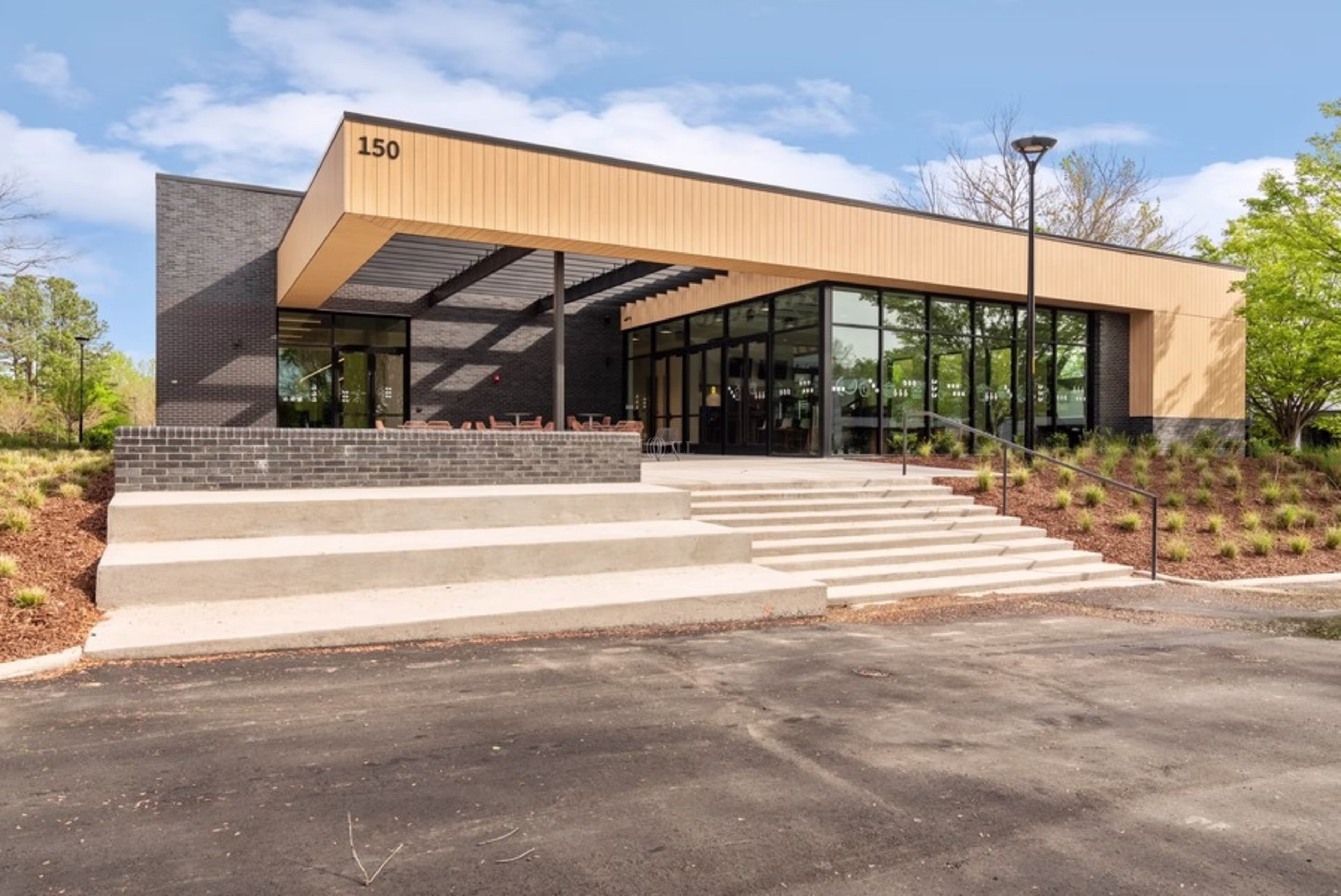 1000 Perimeter Park Dr