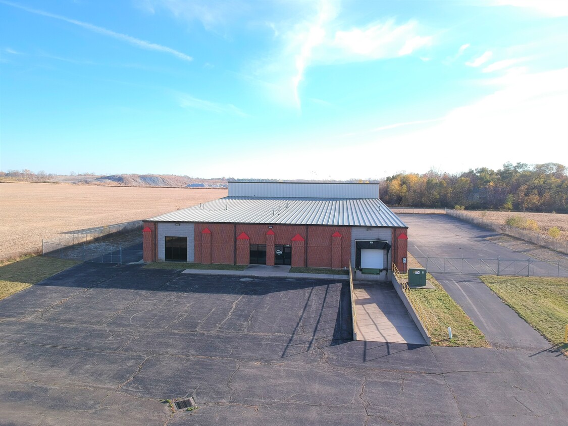 317 Wyndham Way, Piqua, OH 45356