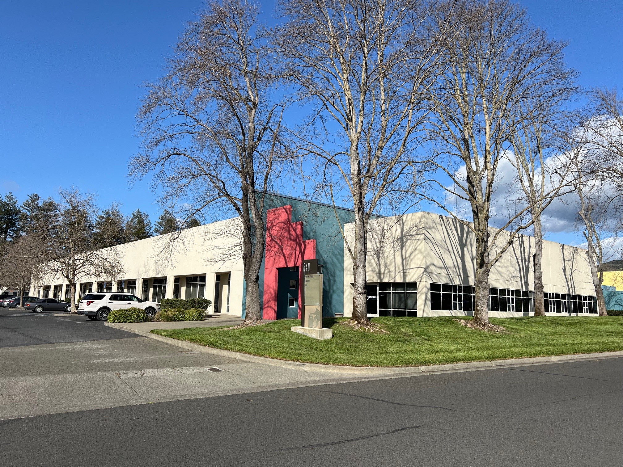 840 Latour Ct, Napa, CA 94558