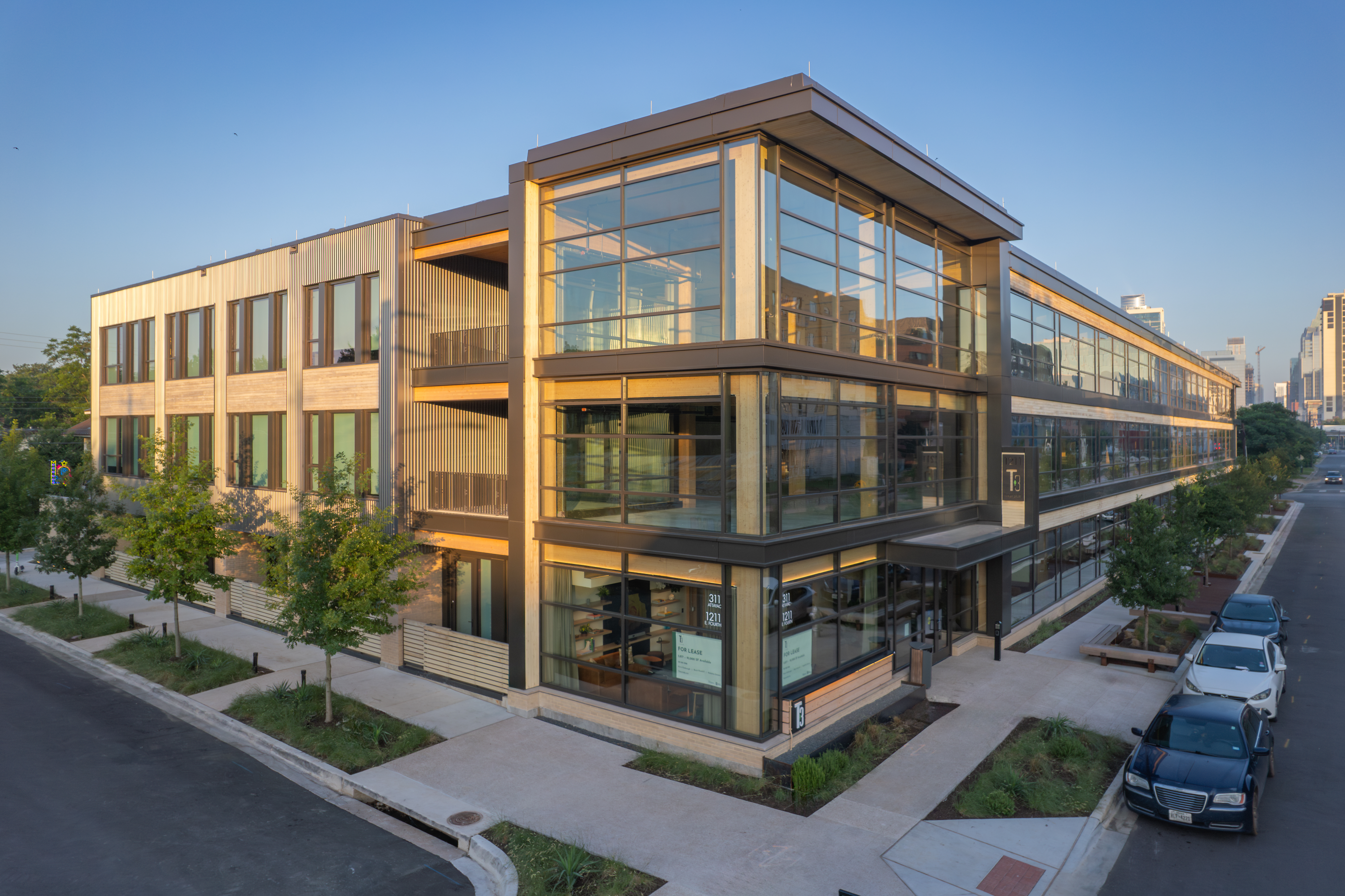 Landmark 2000™ Structural System For Long Bay Sizes