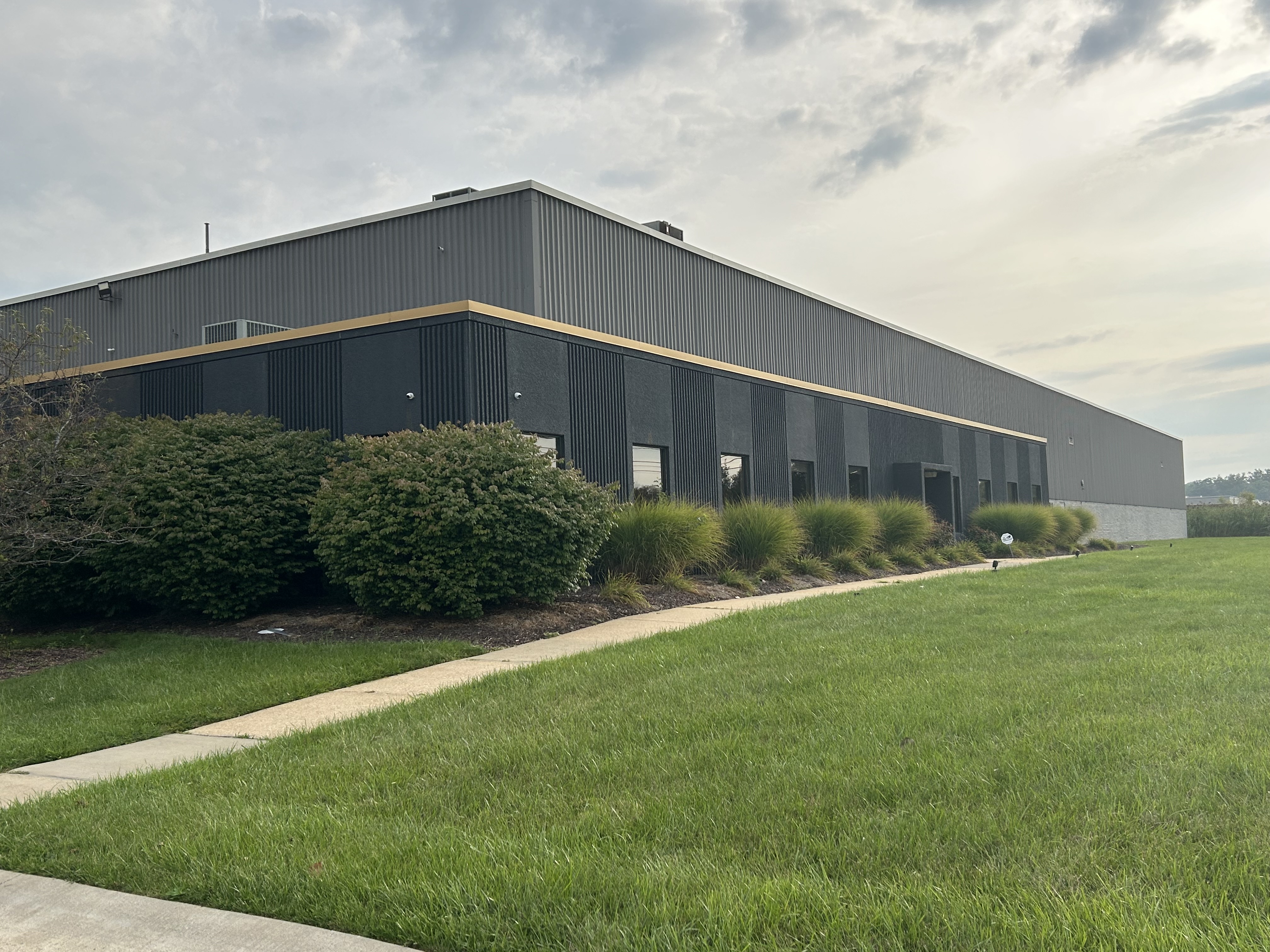 26401 Fargo Ave, Bedford, OH 44146