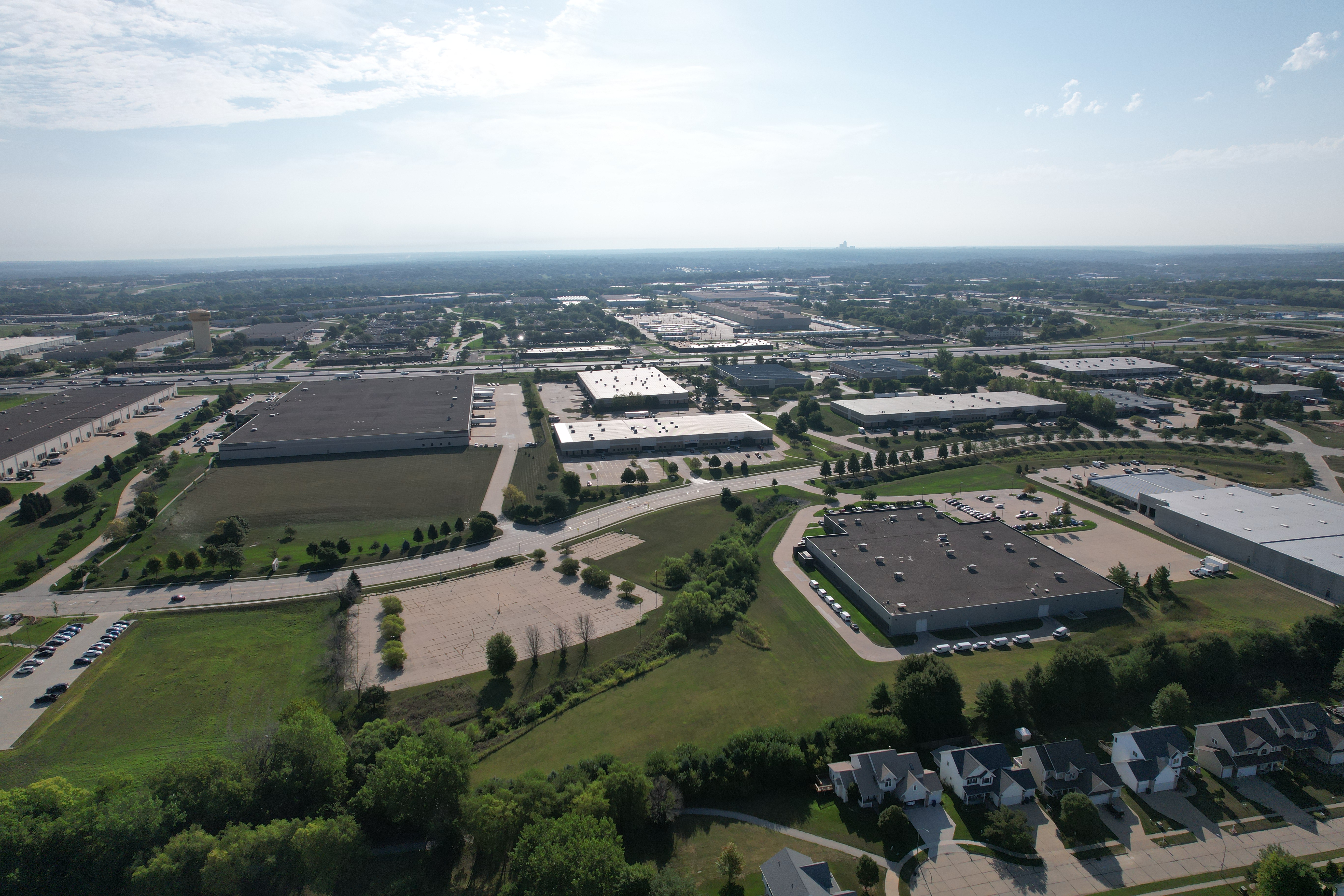 4230 121 St, Urbandale, IA 50323