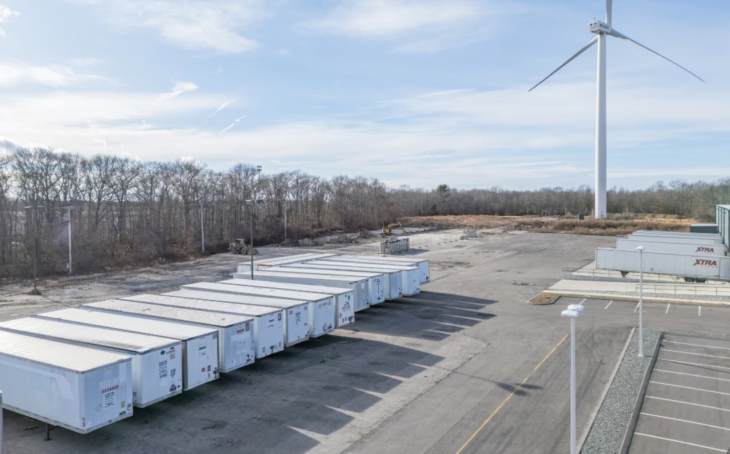 631 Airport Rd, Fall River, MA 02720