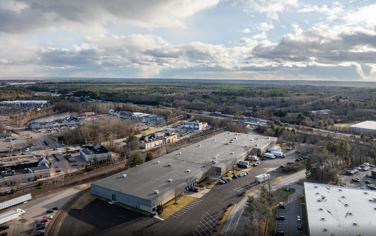 11 Norfolk St, Mansfield, MA 02048