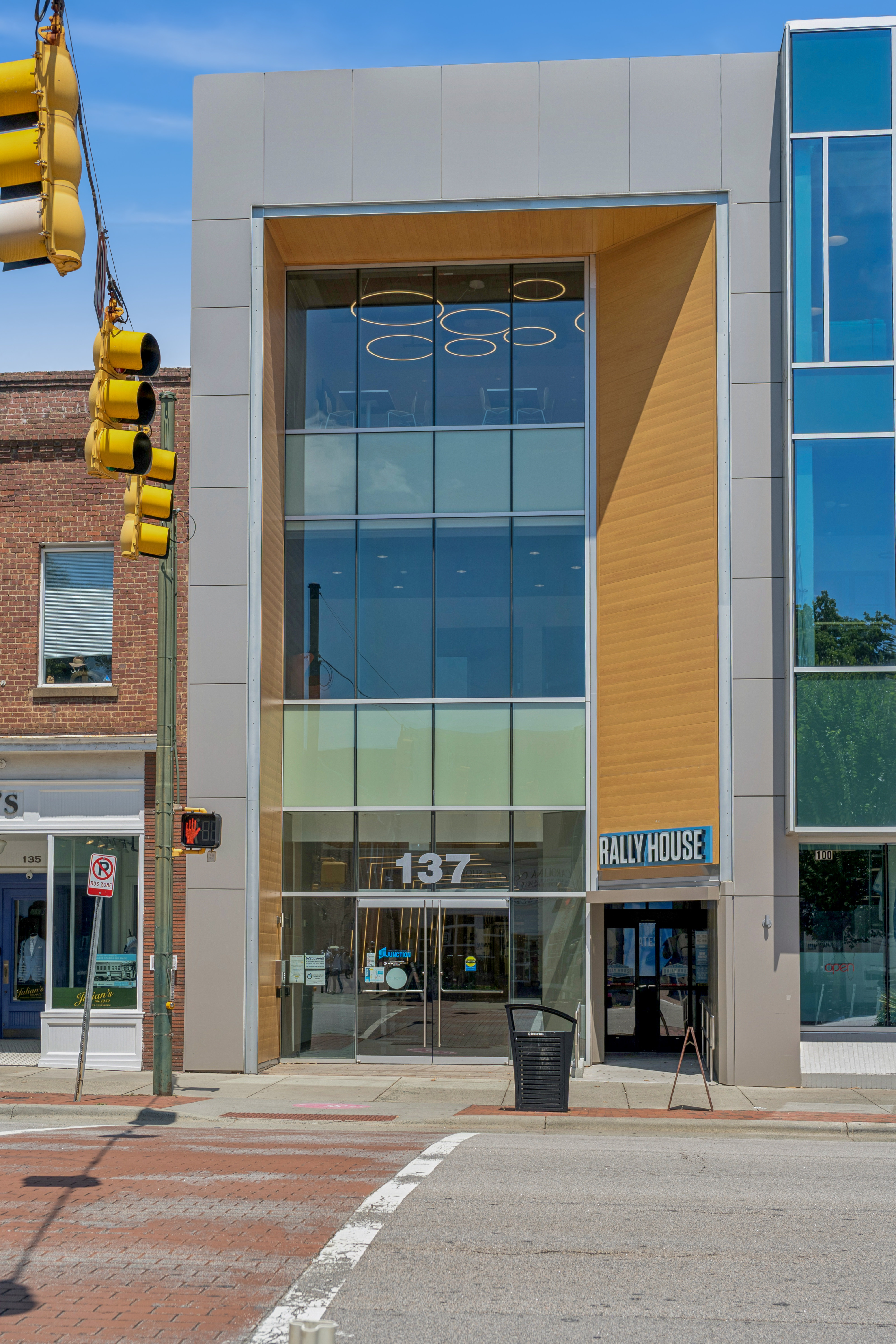 137 E Franklin St, Chapel Hill, NC 27514