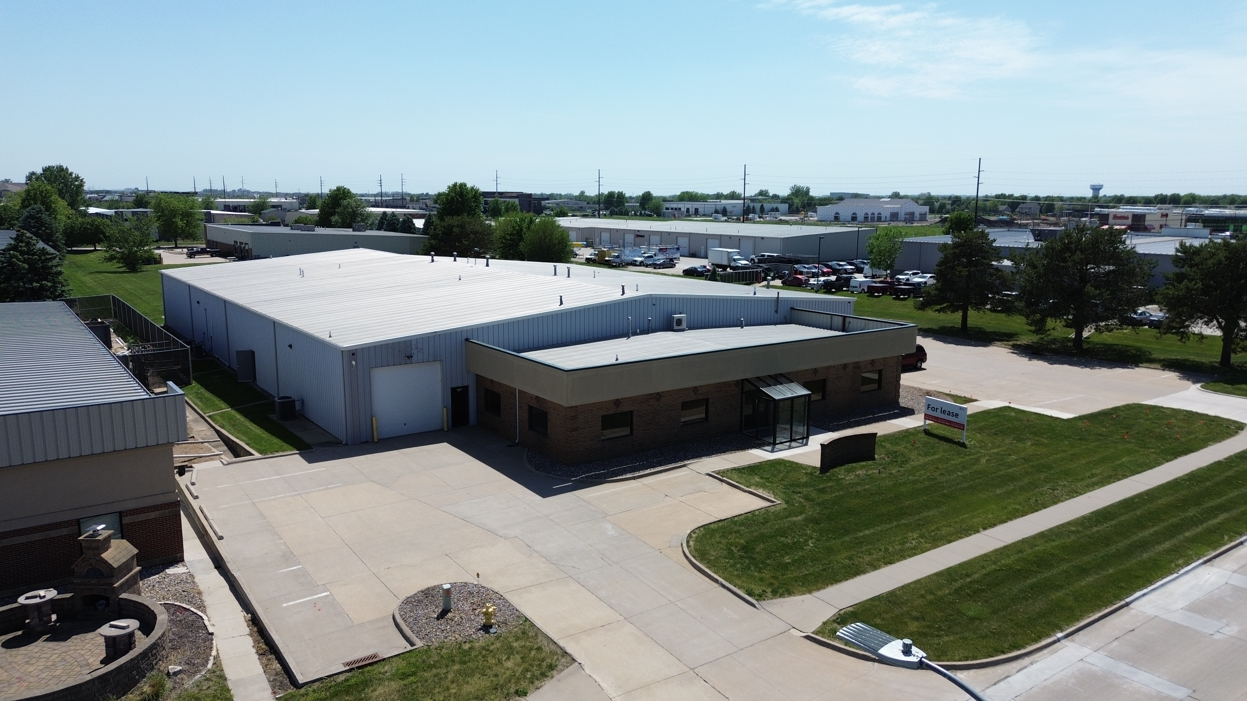16190 Laurel St, Waukee, IA 50263