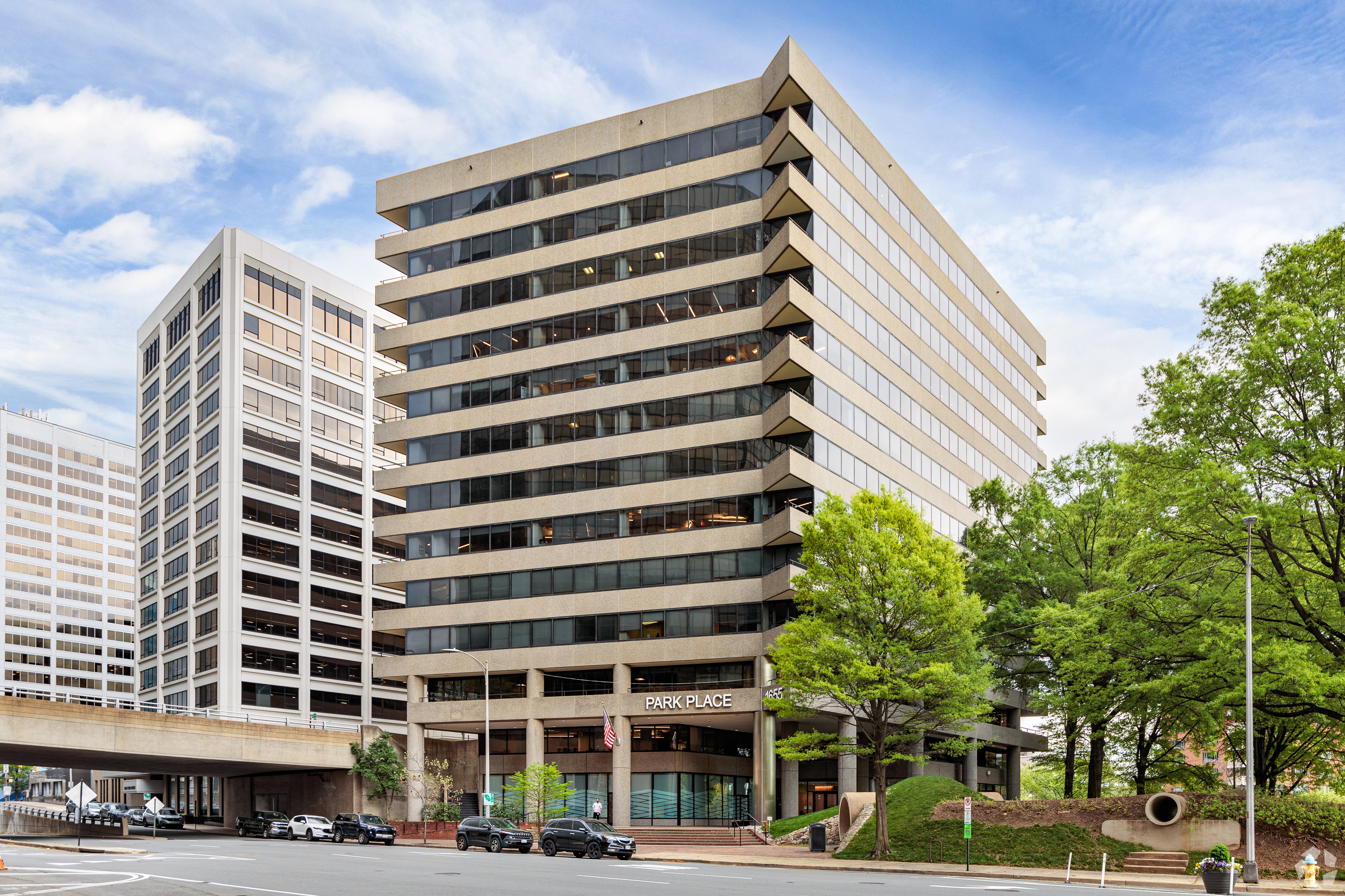 1655 N Fort Myer Dr, Arlington, VA 22209