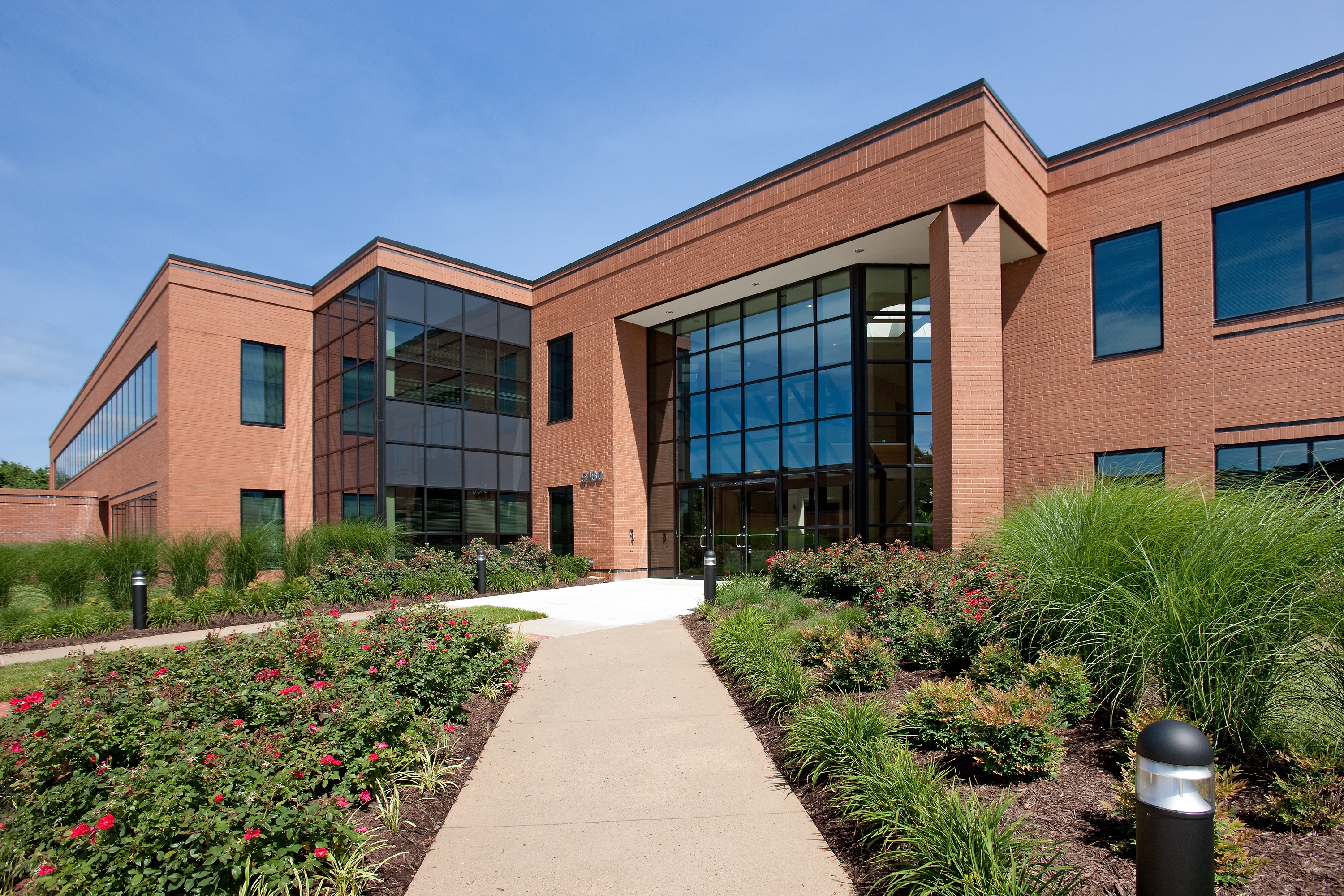 5160 Parkstone Dr, Chantilly, VA 20151