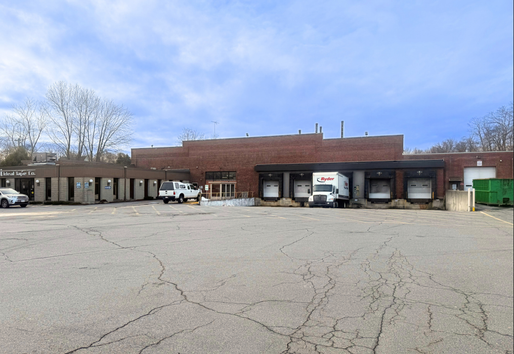 1400 Middlesex St, Lowell, MA 01851