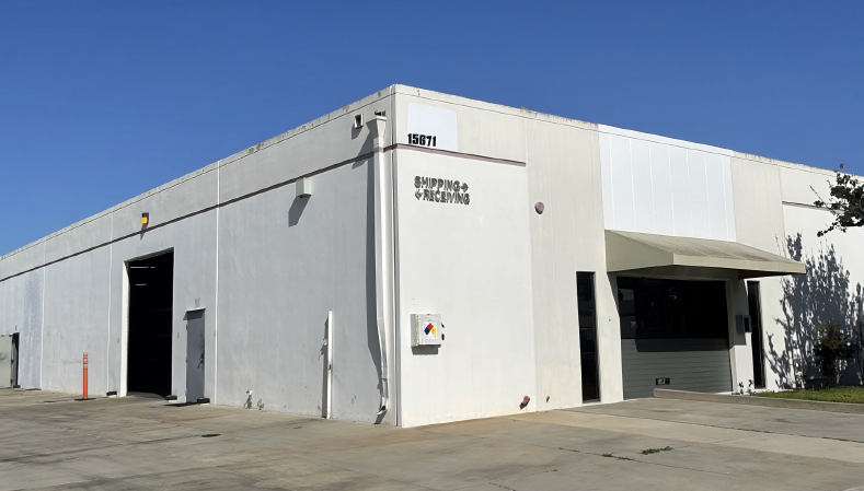 15671 Industry Ln, Huntington Beach, CA 92649