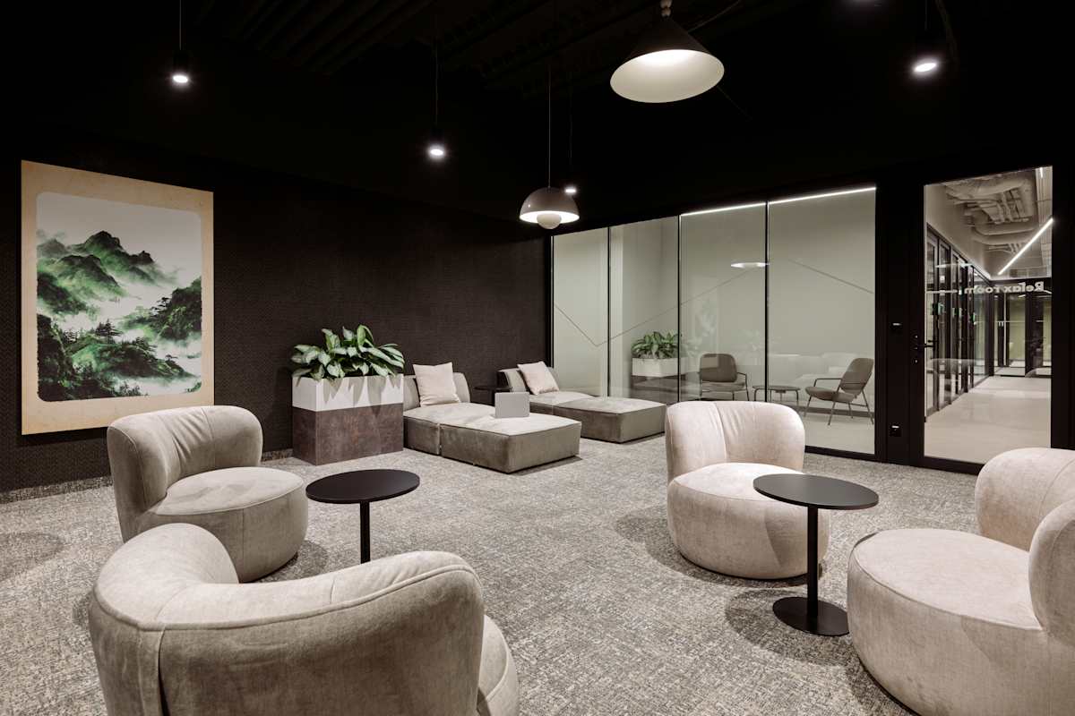 Shuffle offices Długa