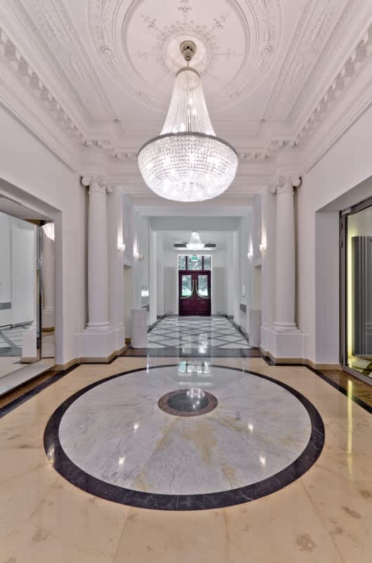 Wnętrza budynku biurowego