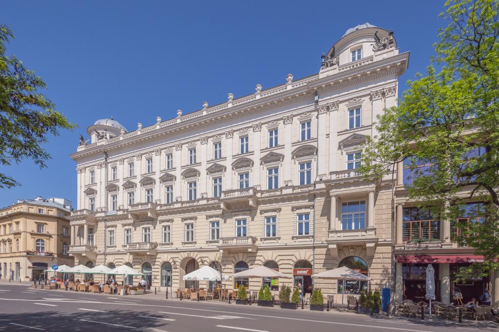 Fasada biurowca - wynajem biur