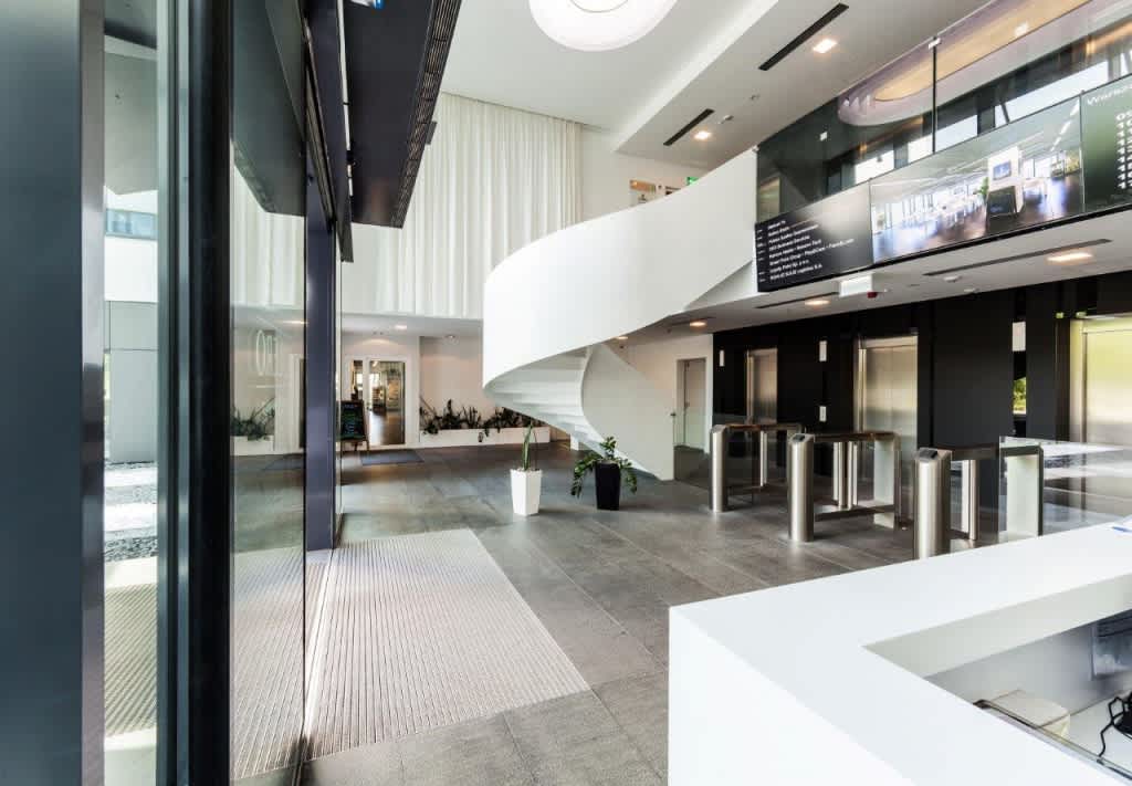 Wnętrza budynku biurowego