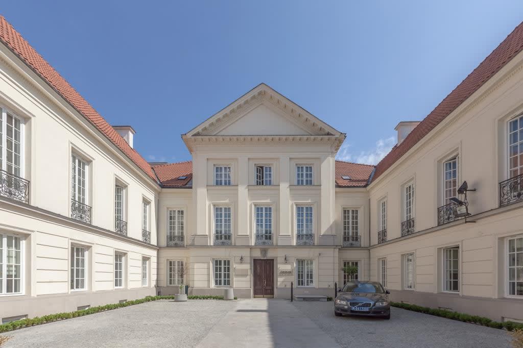 Wynajem przestrzeni biurowej - zdjęcie fasady