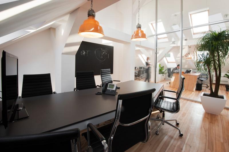 Budynek biurowy, sala konferencyjna