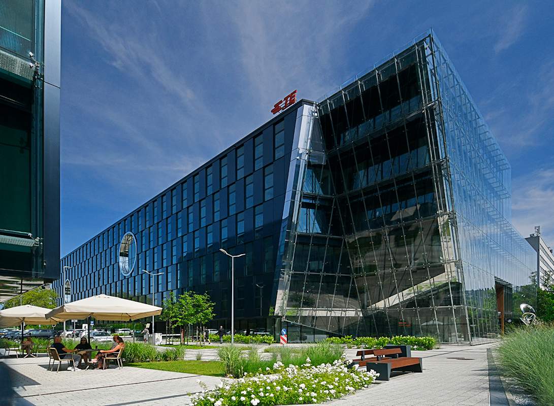 Equal Business Park C