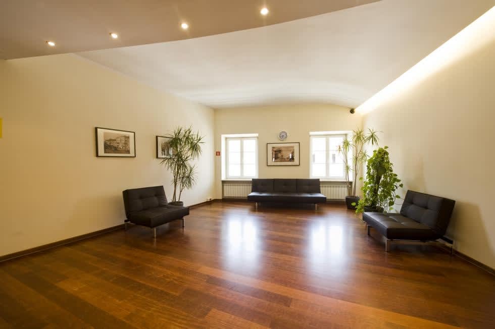 Wnętrze budynku biurowego