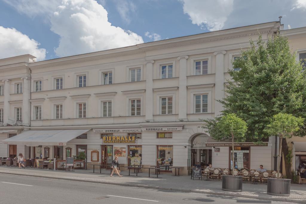 Fasada biurowca - wynajem biur