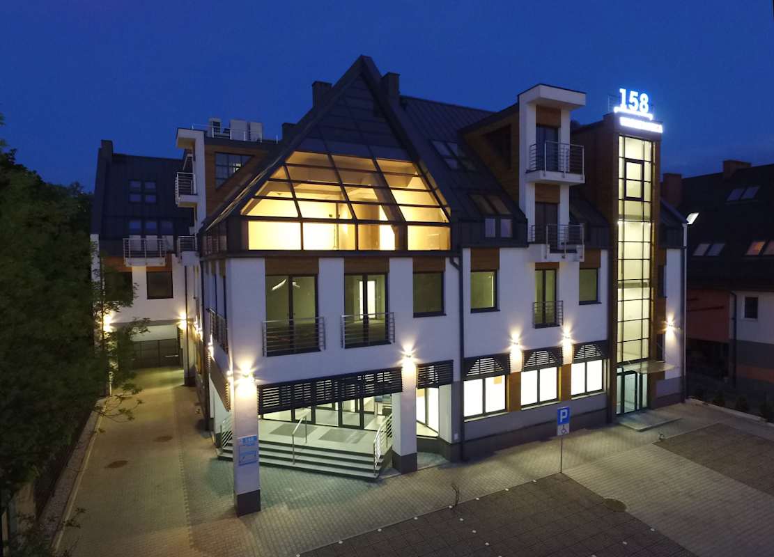 Front budynku biurowego