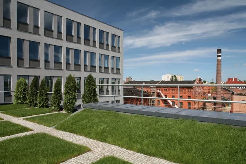Forum 76 Business Center