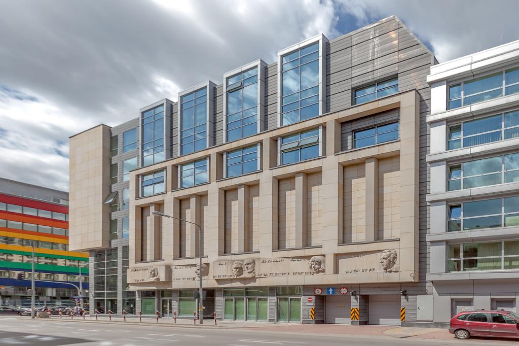 Fasada biurowca - biura do wynajęcia