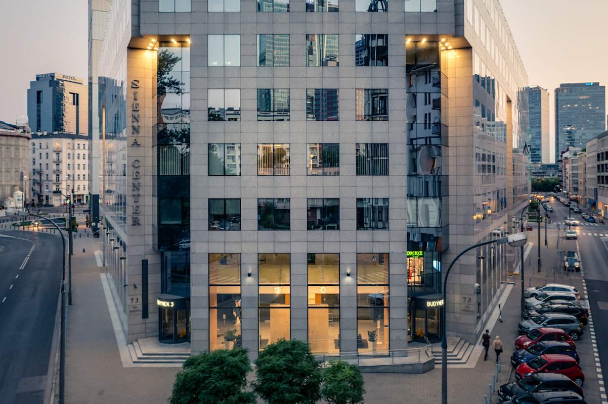 Cluster Offices Sienna Center