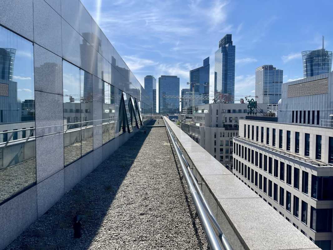 Cluster Offices Sienna Center