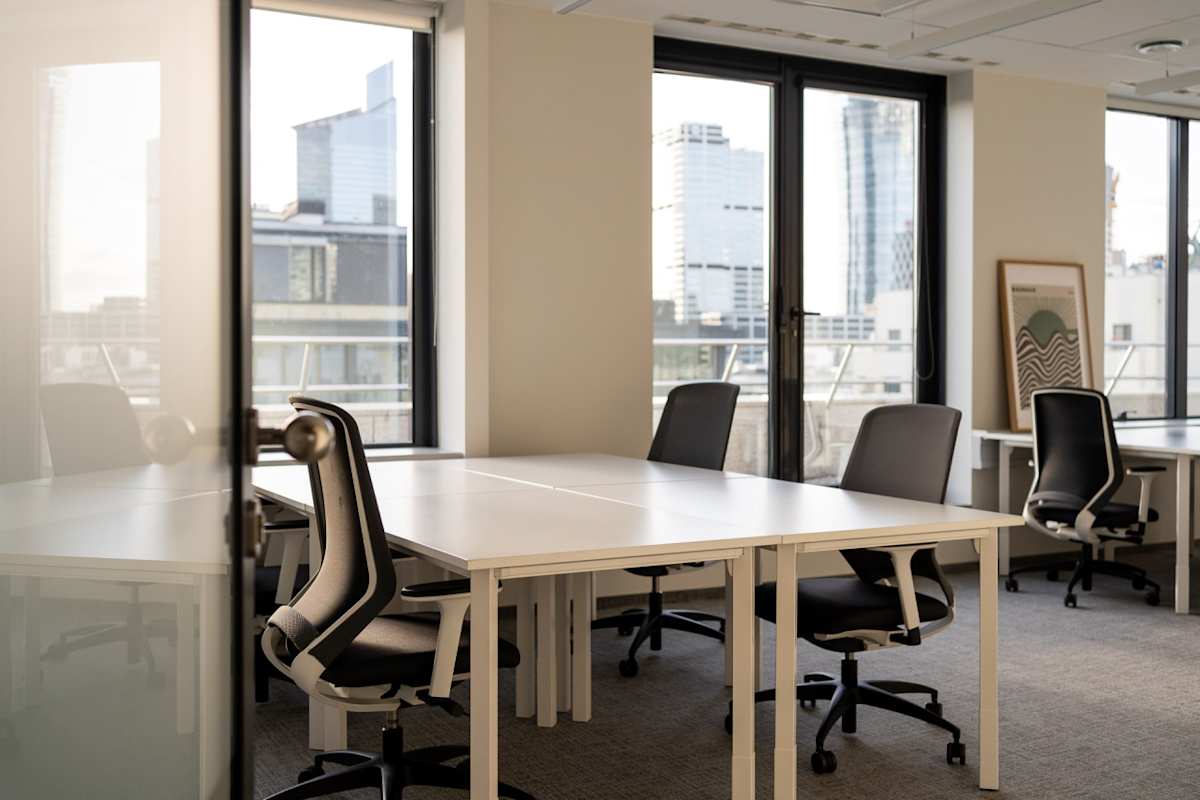 Cluster Offices Sienna Center