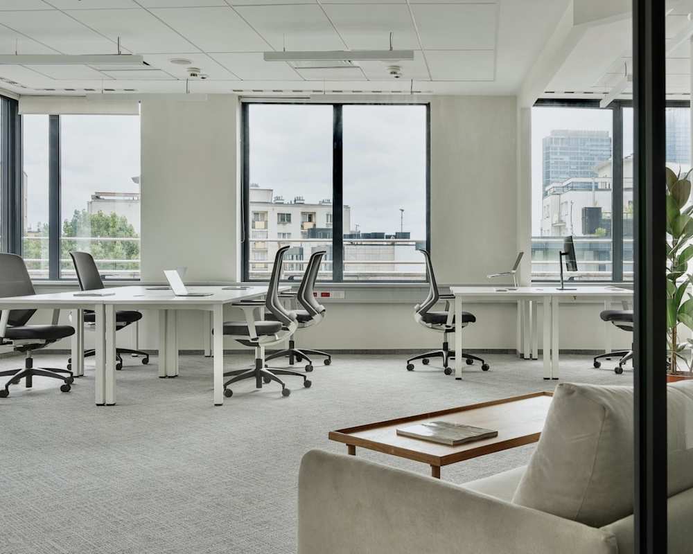 Cluster Offices Sienna Center