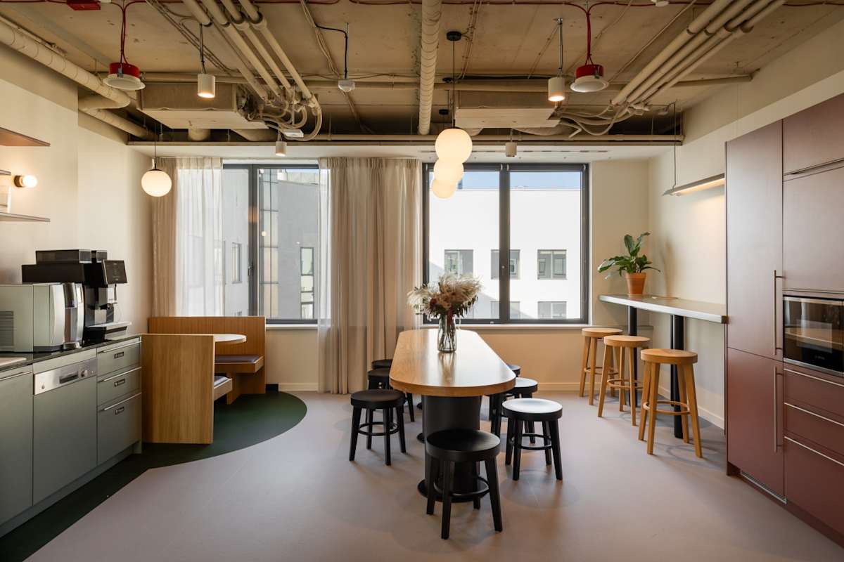 Cluster Offices Sienna Center