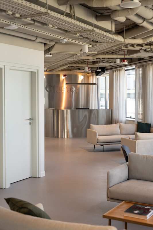 Cluster Offices Sienna Center